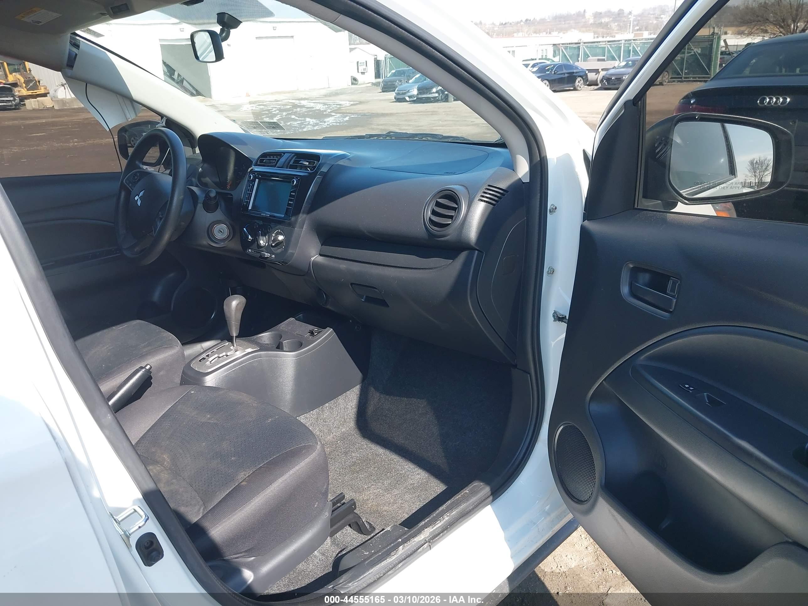MITSUBISHI MIRAGE image 5