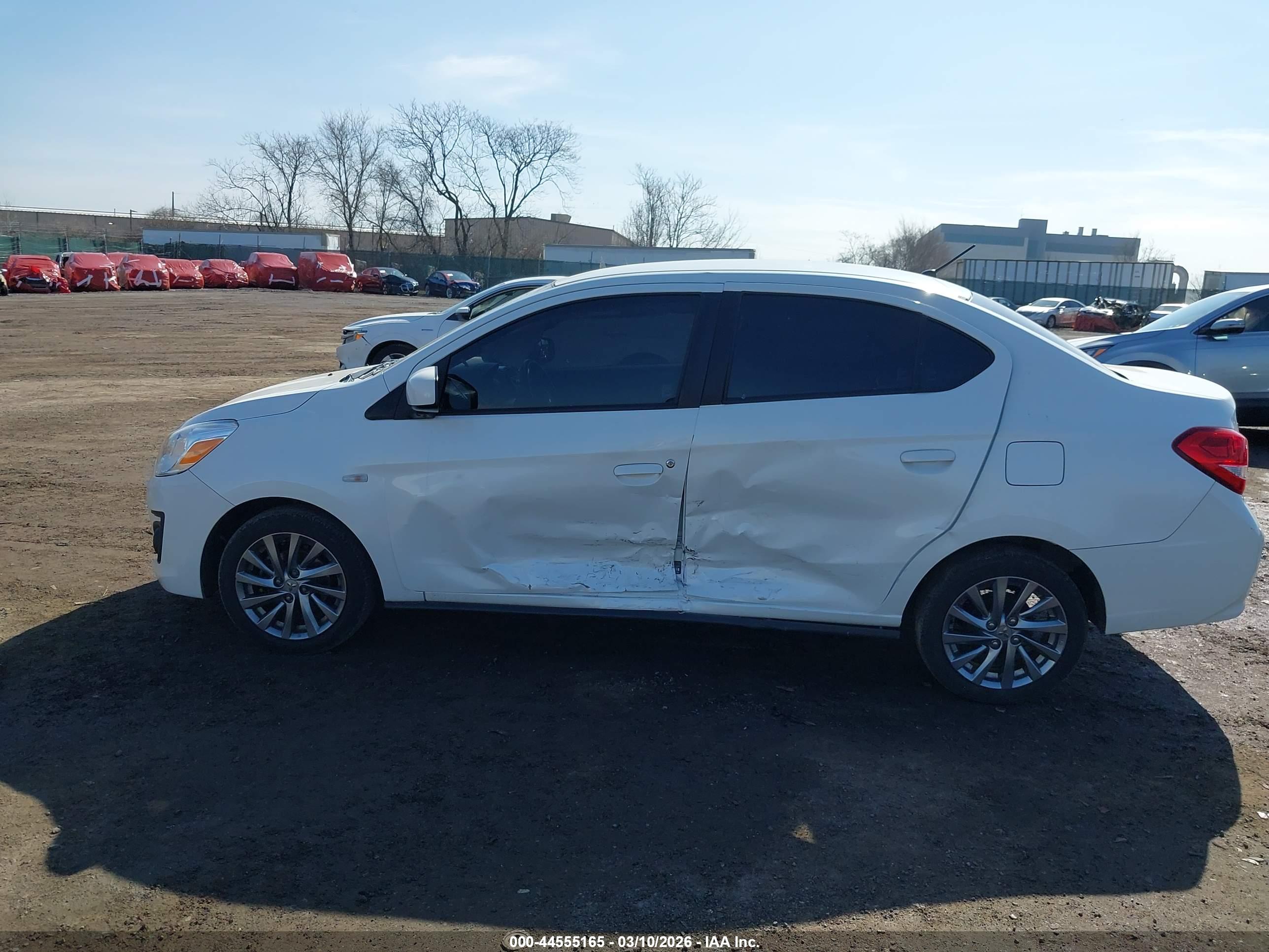MITSUBISHI MIRAGE image 6