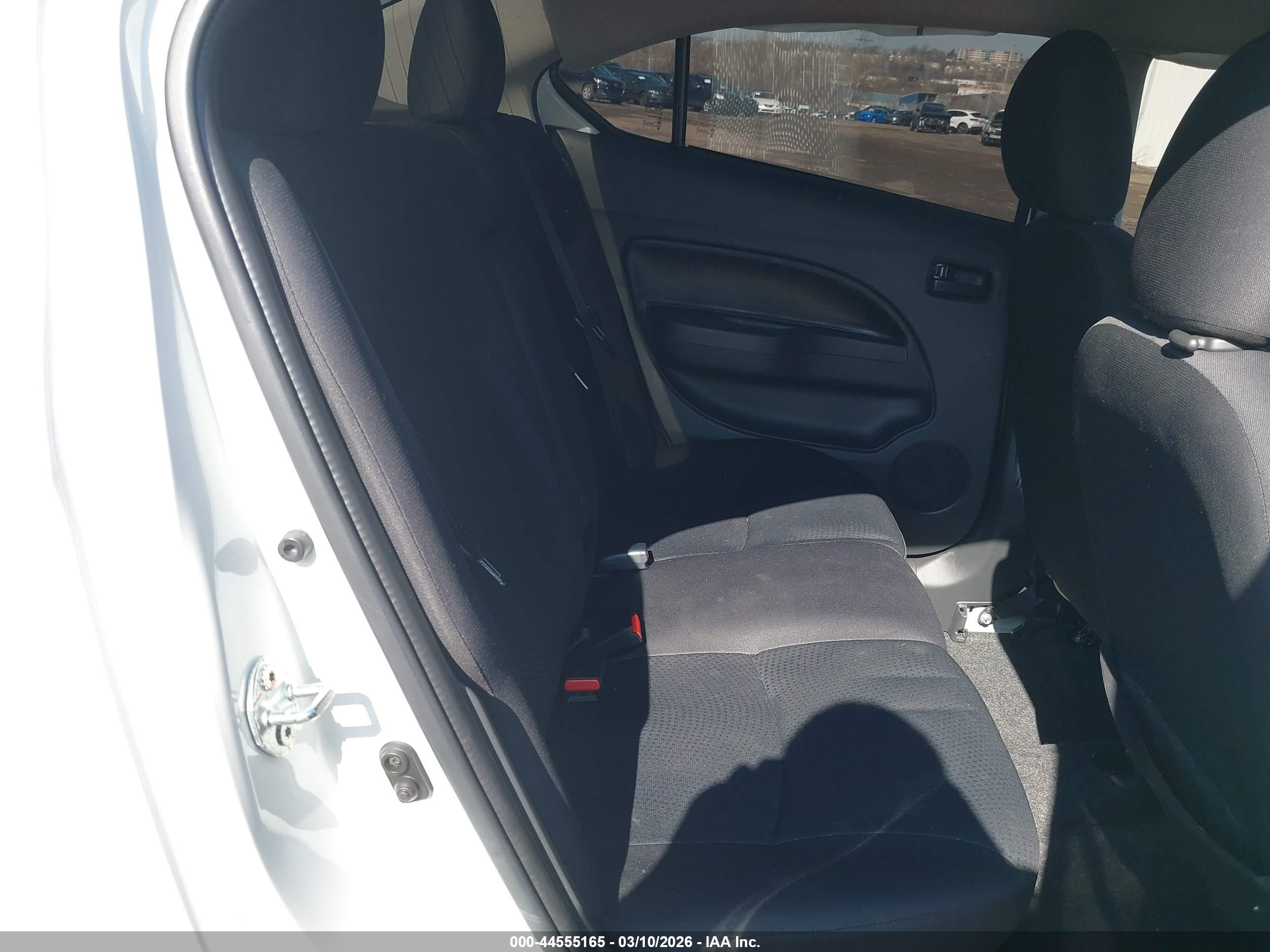 MITSUBISHI MIRAGE image 8