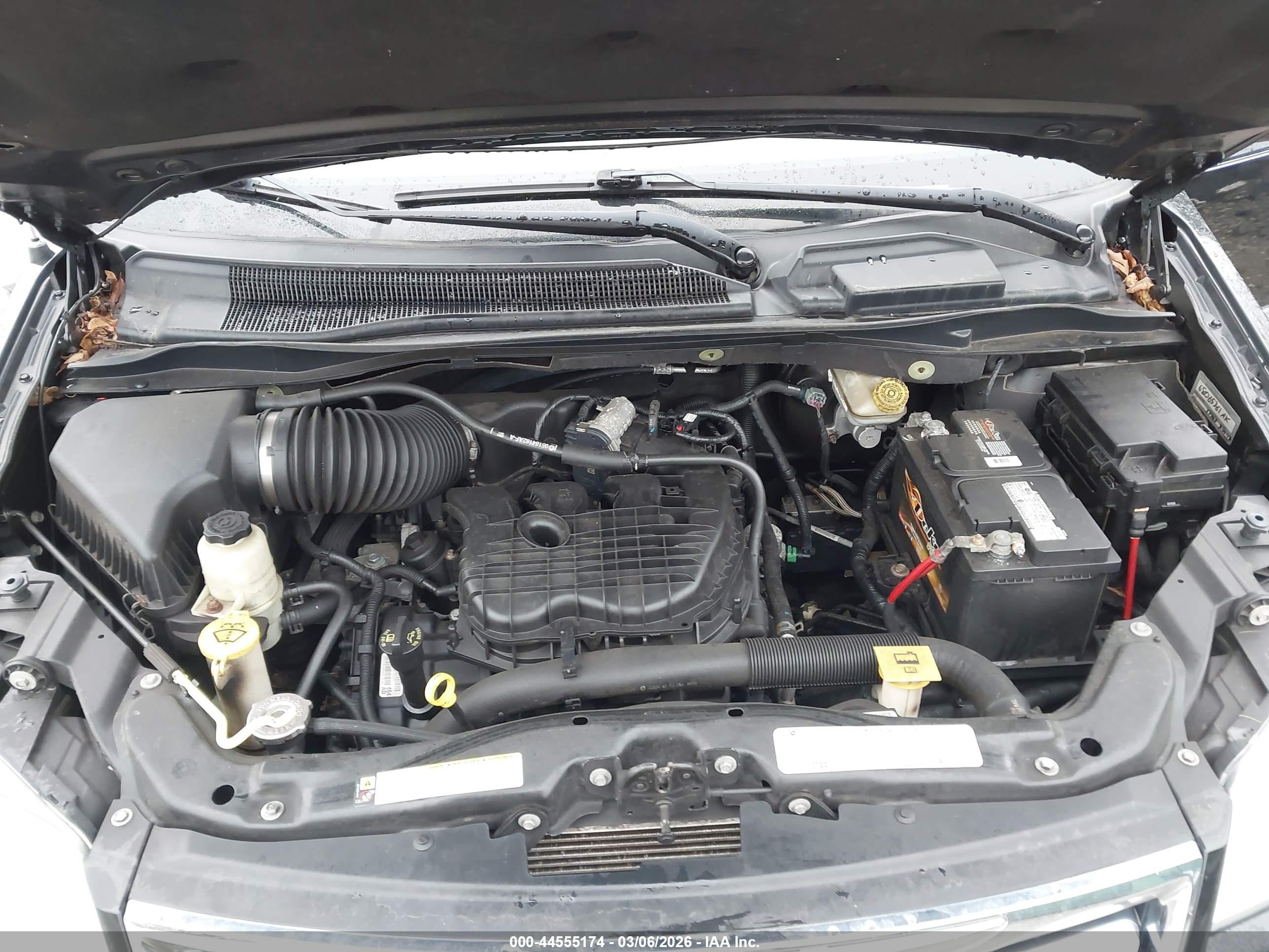 CHRYSLER TOWN image 10