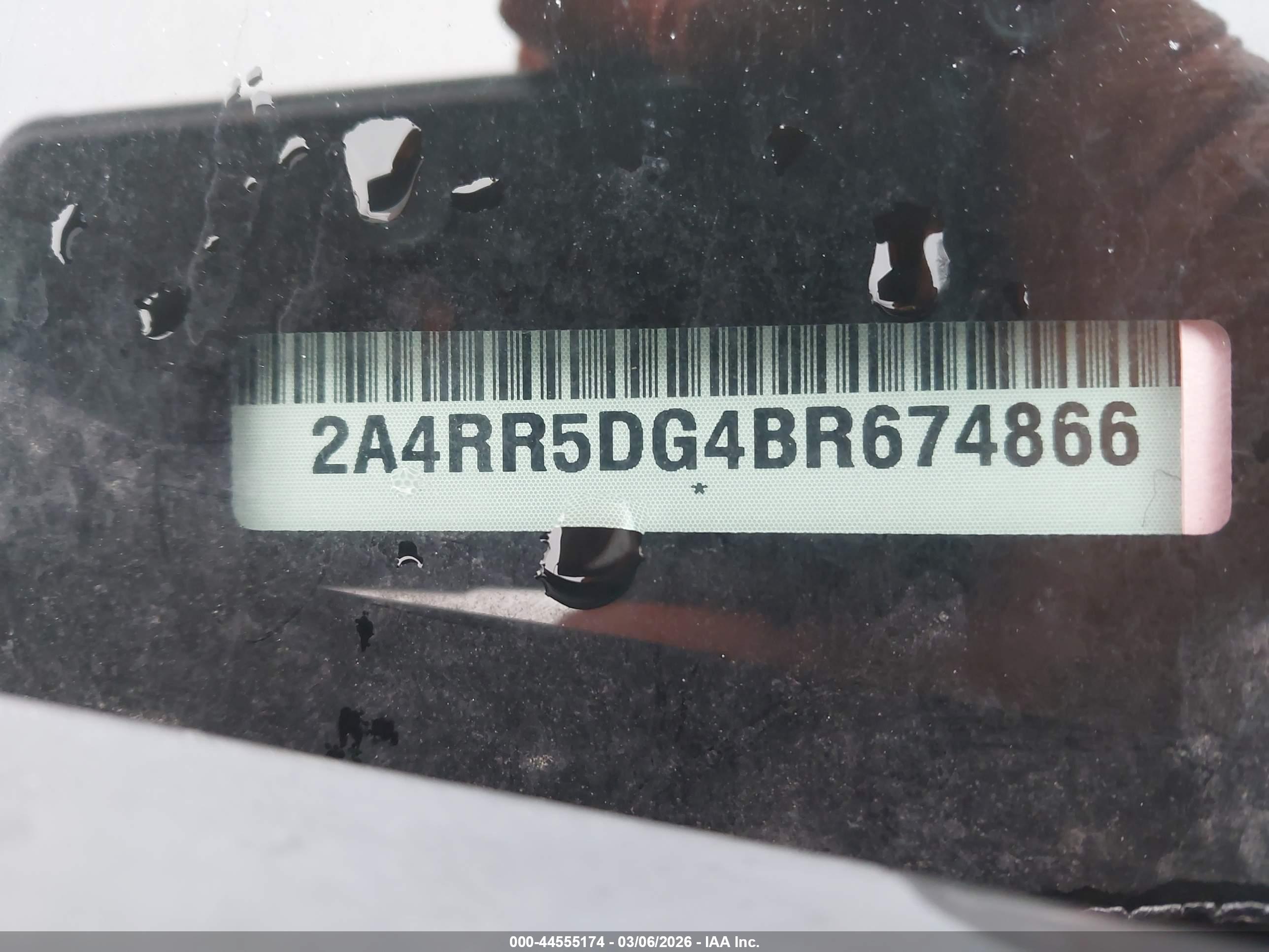 CHRYSLER TOWN image 9