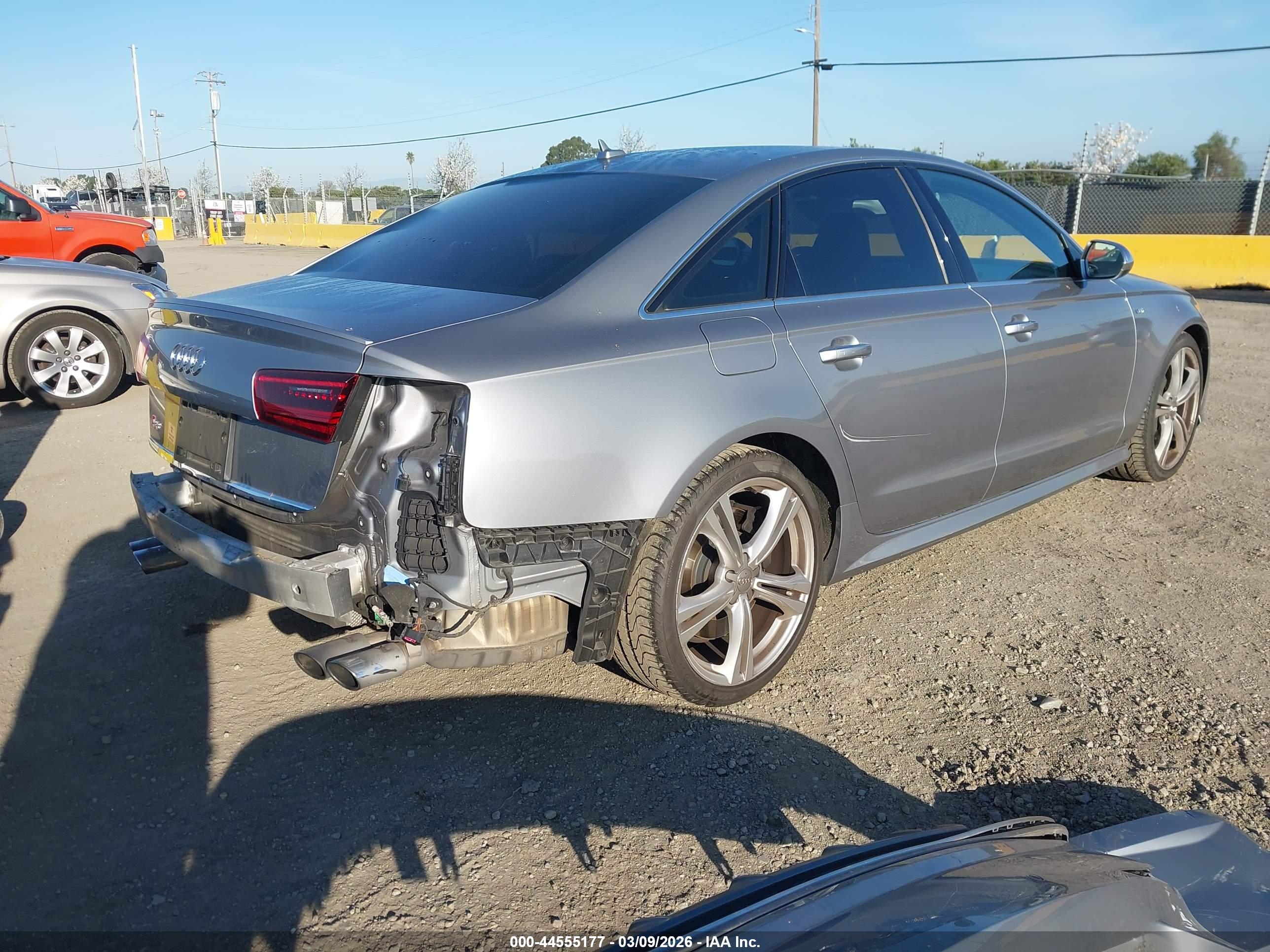AUDI S6 image 4