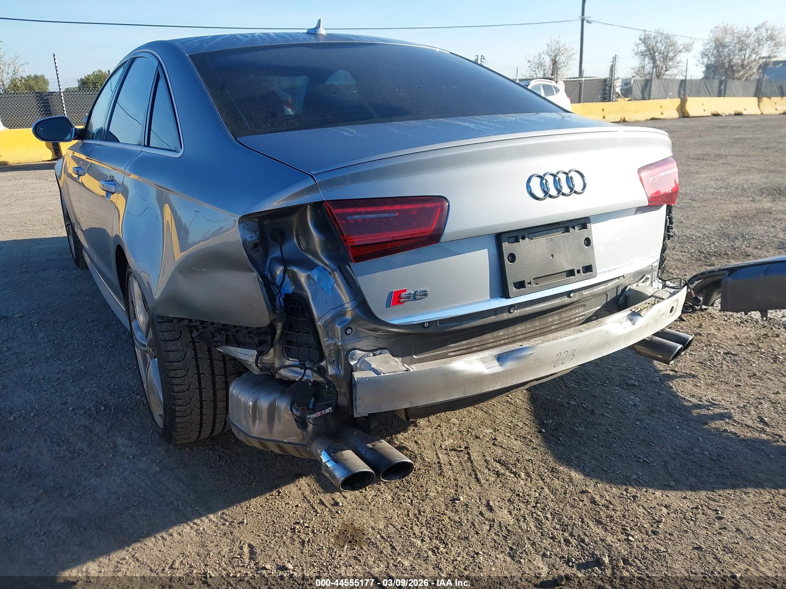 AUDI S6 image 6