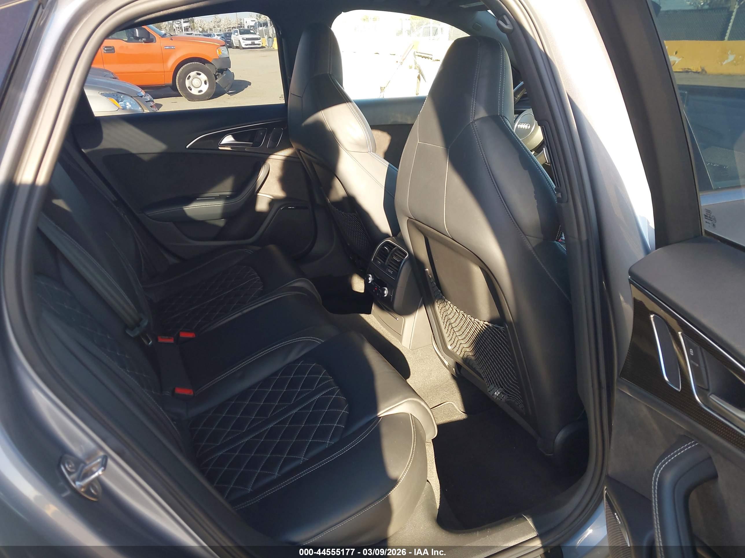 AUDI S6 image 8