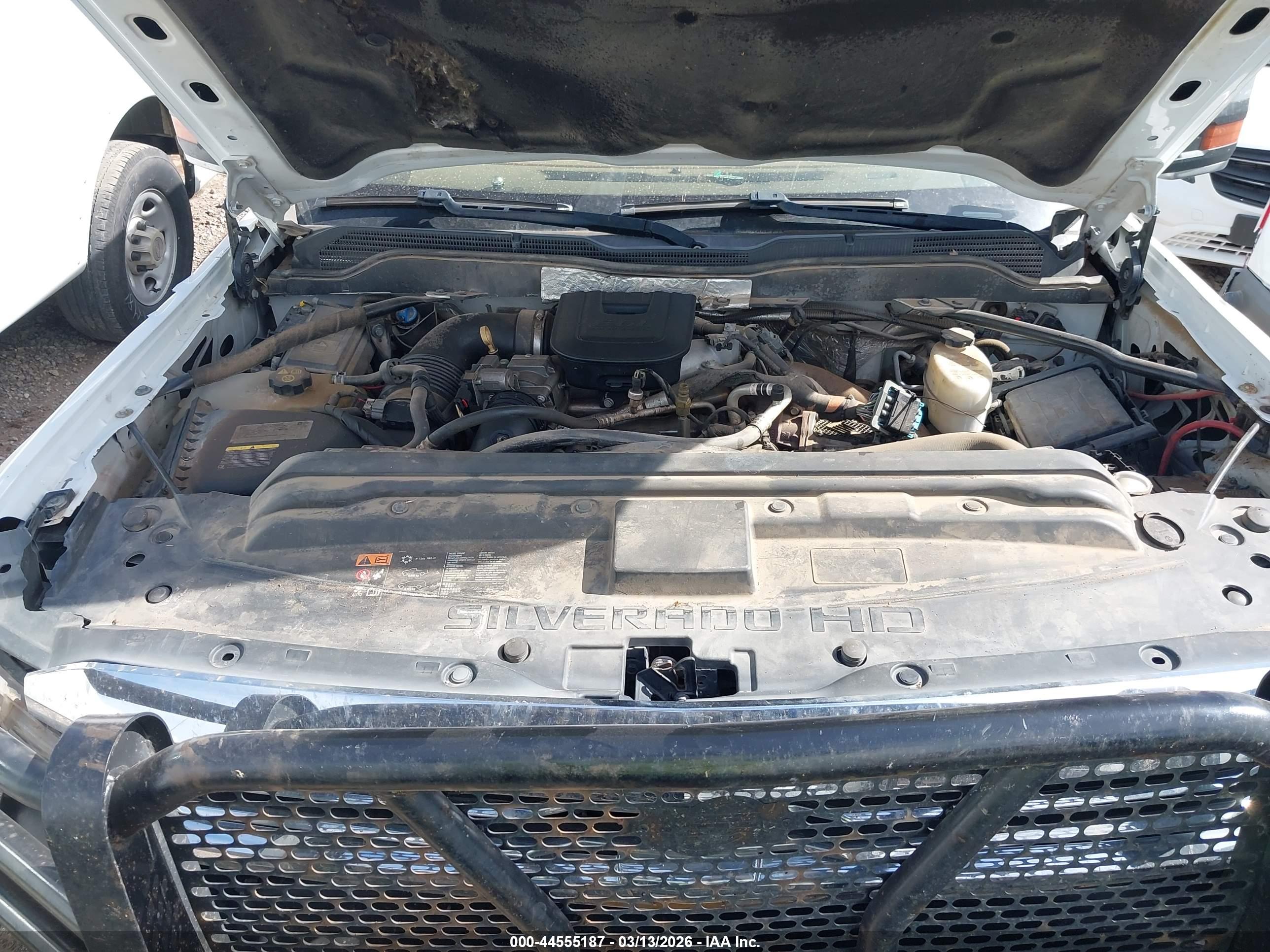 CHEVROLET SILVERADO image 10