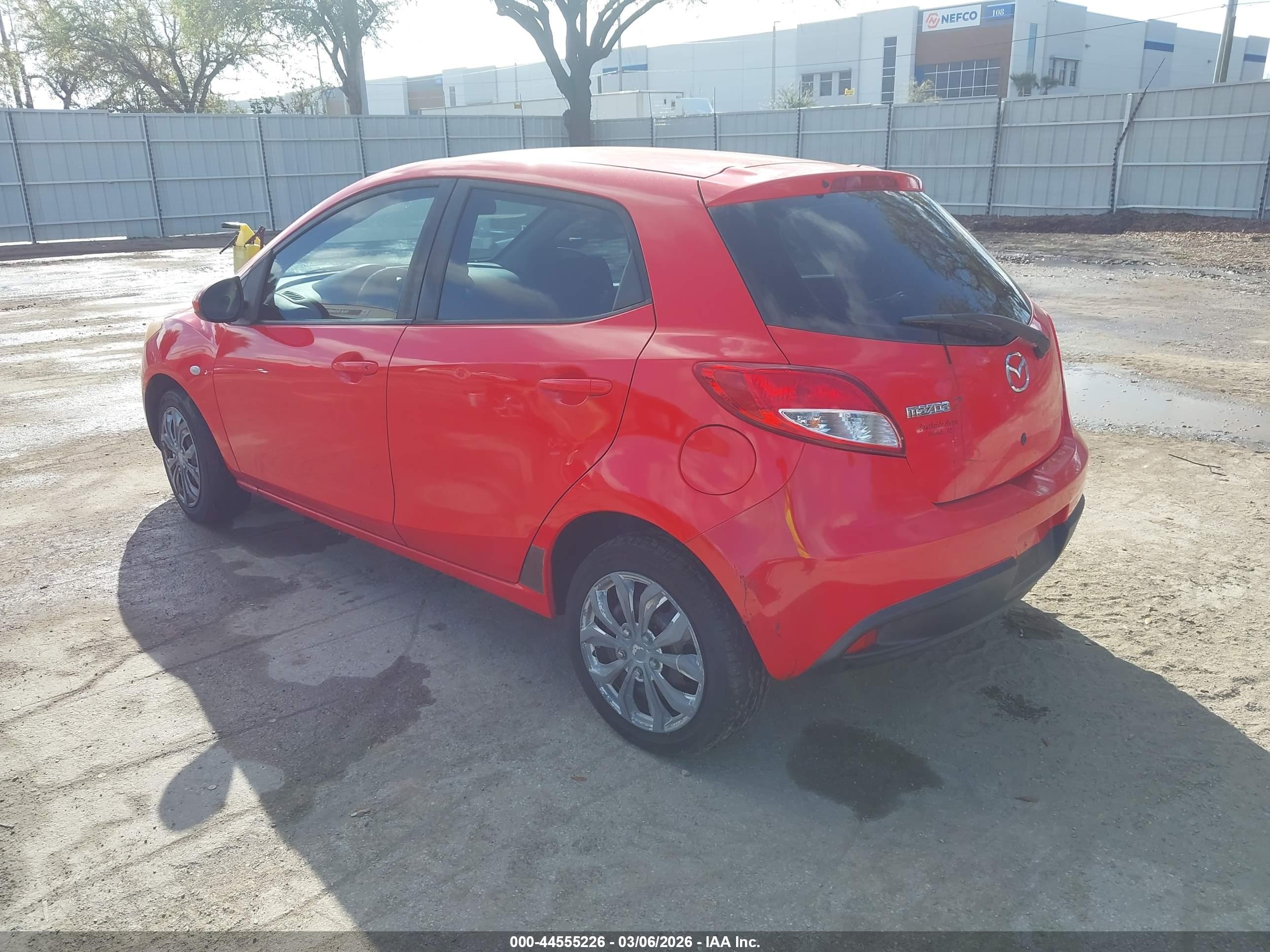 MAZDA MAZDA2 image 3