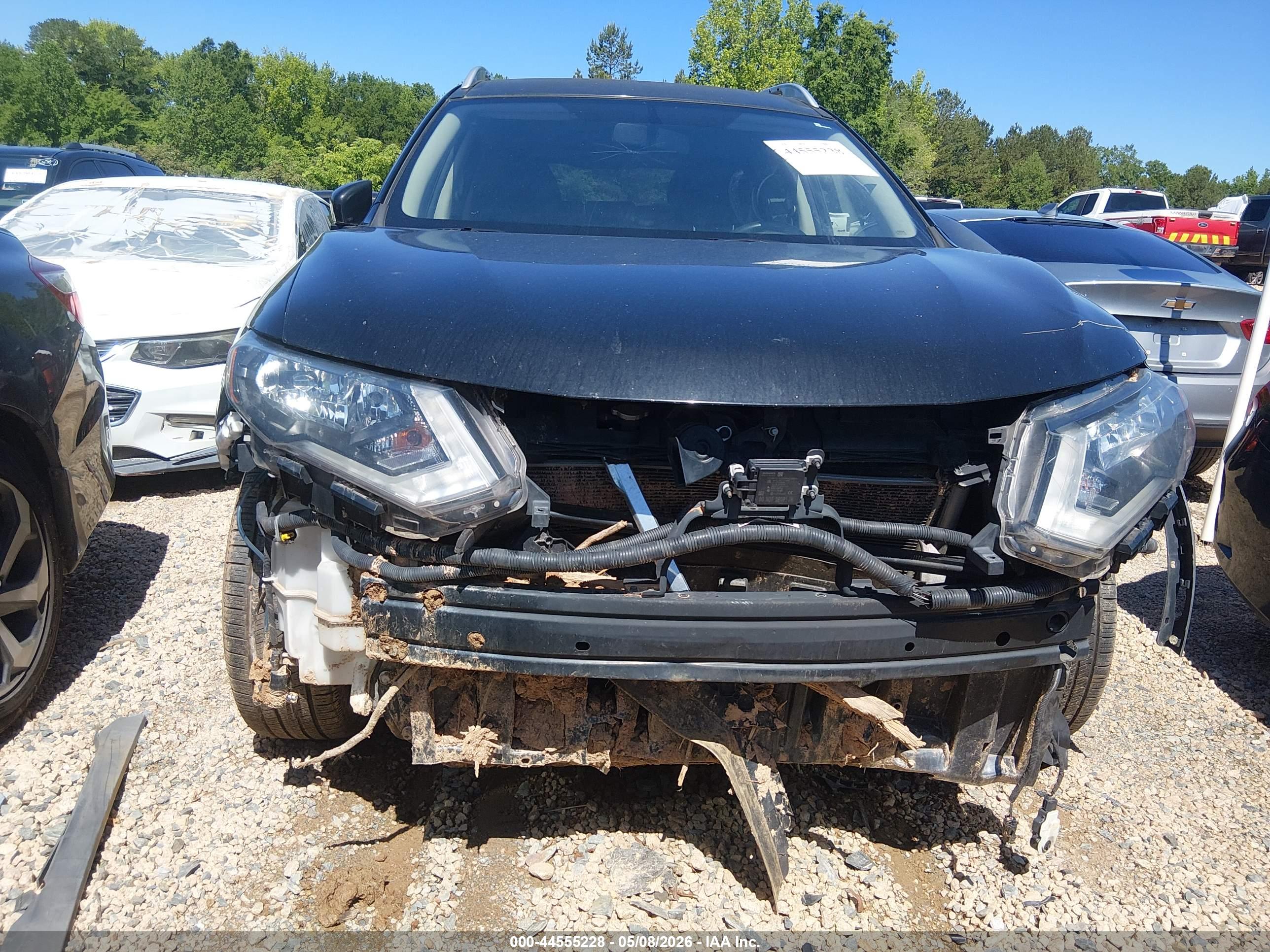 NISSAN ROGUE image 6
