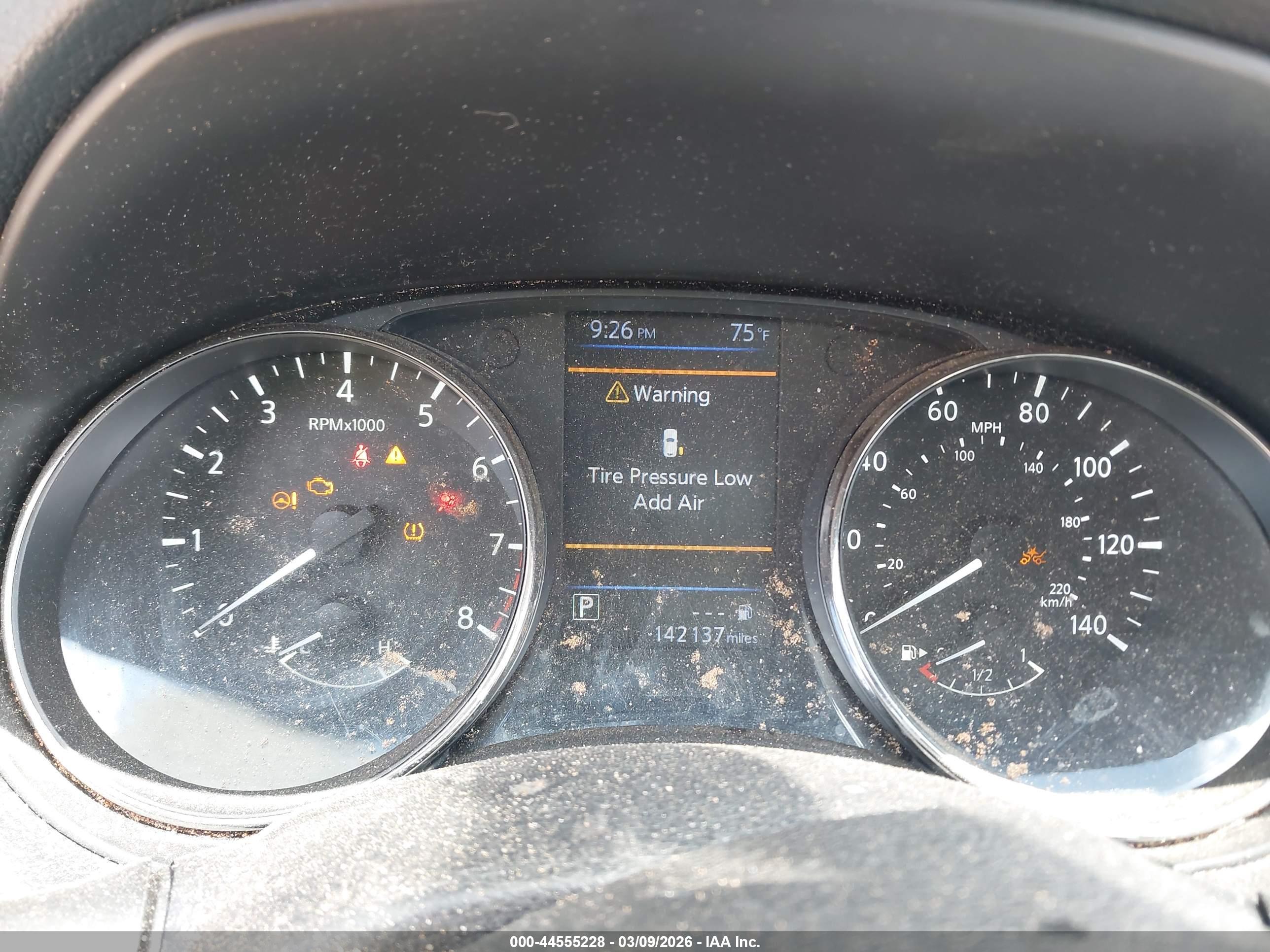 NISSAN ROGUE image 7