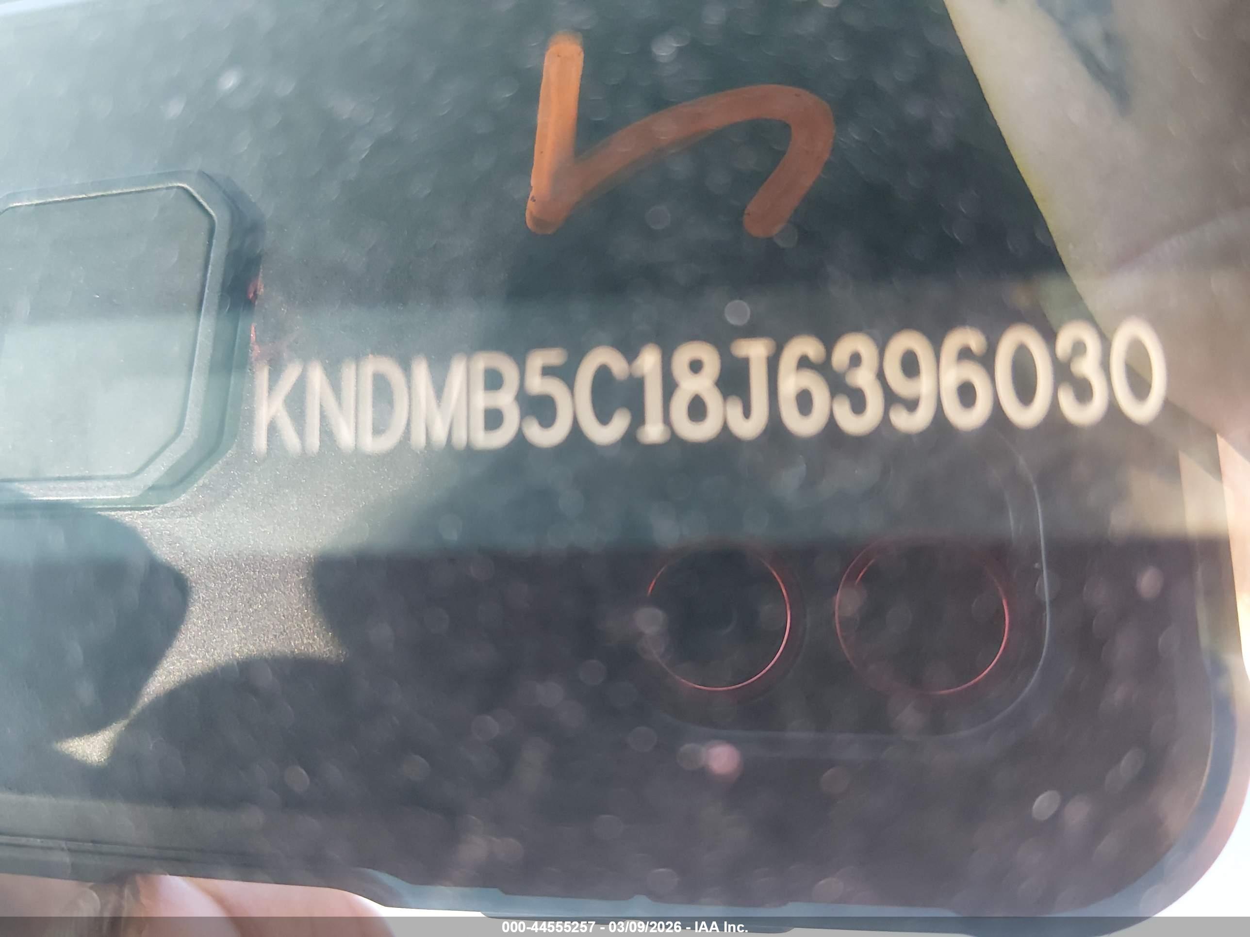 KIA SEDONA image 9