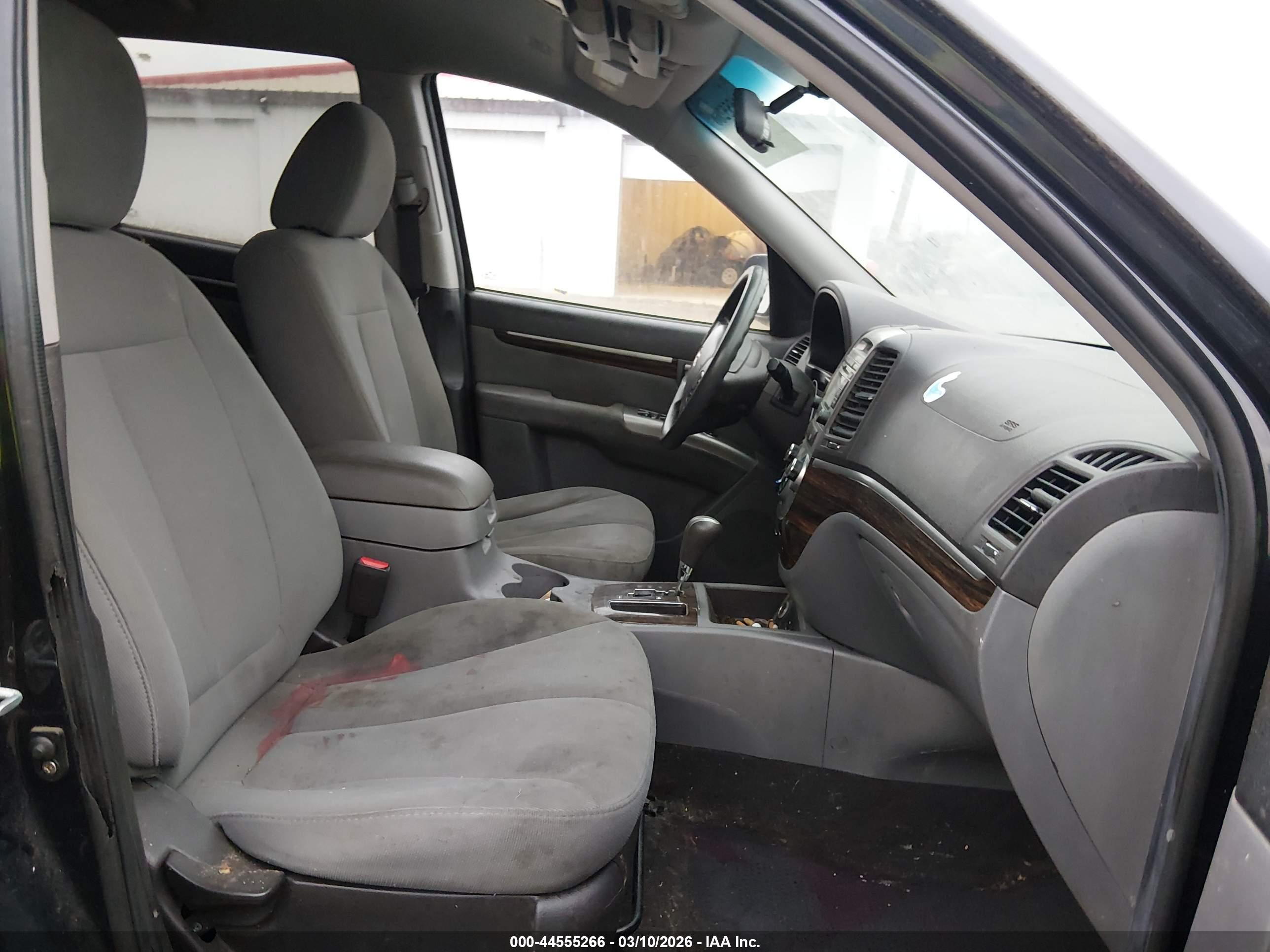HYUNDAI SANTA image 5