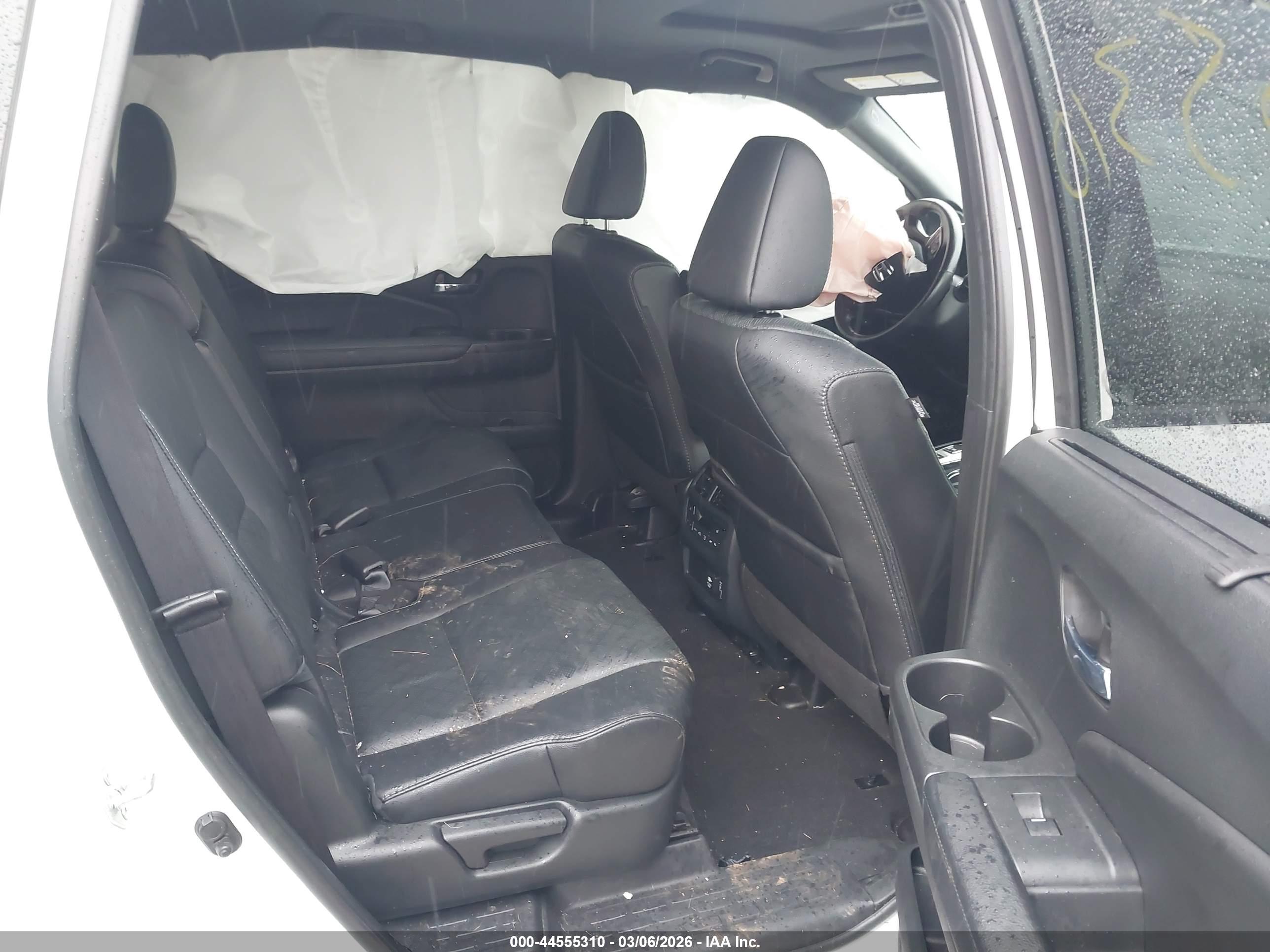 HONDA PASSPORT image 8