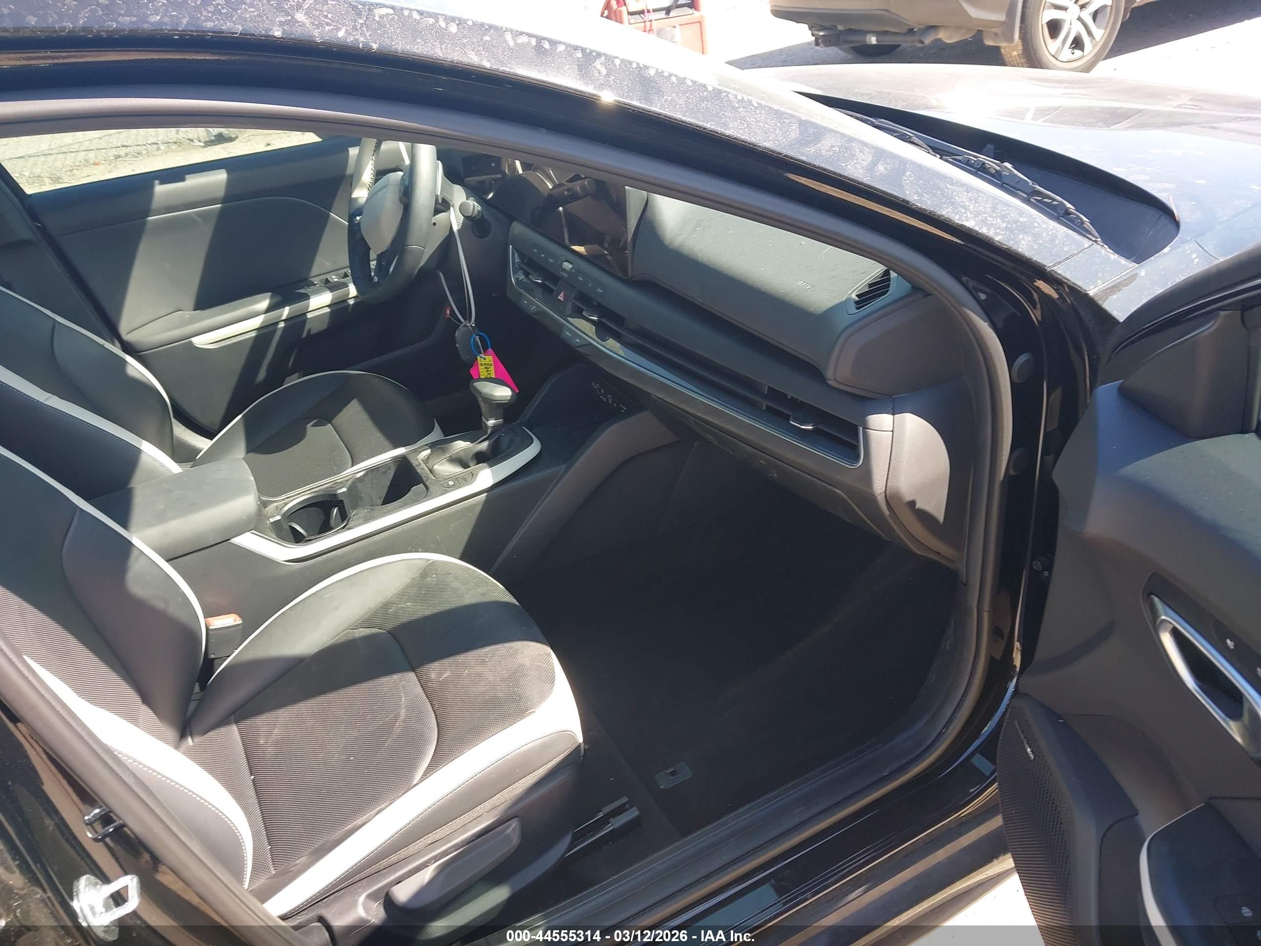 KIA K4 image 5