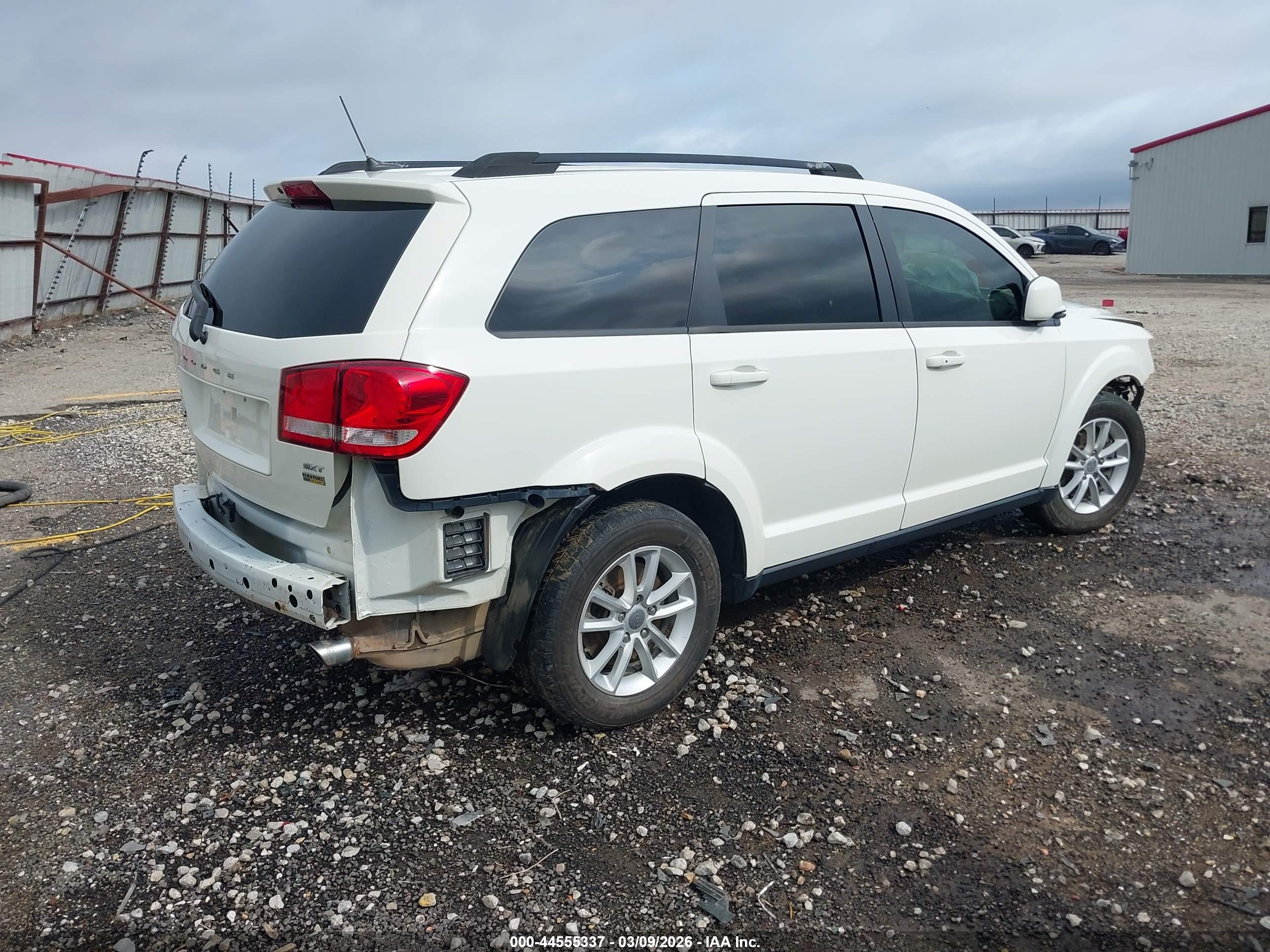 DODGE JOURNEY image 4