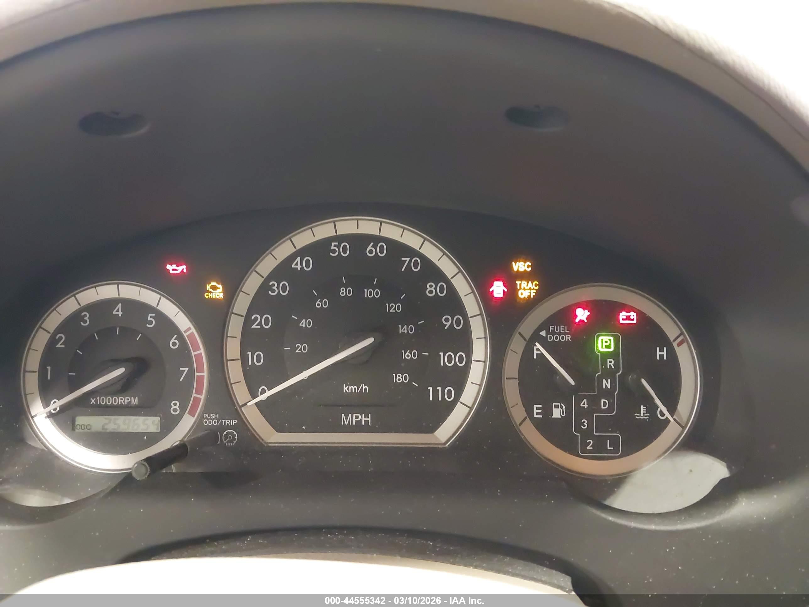 TOYOTA SIENNA image 7