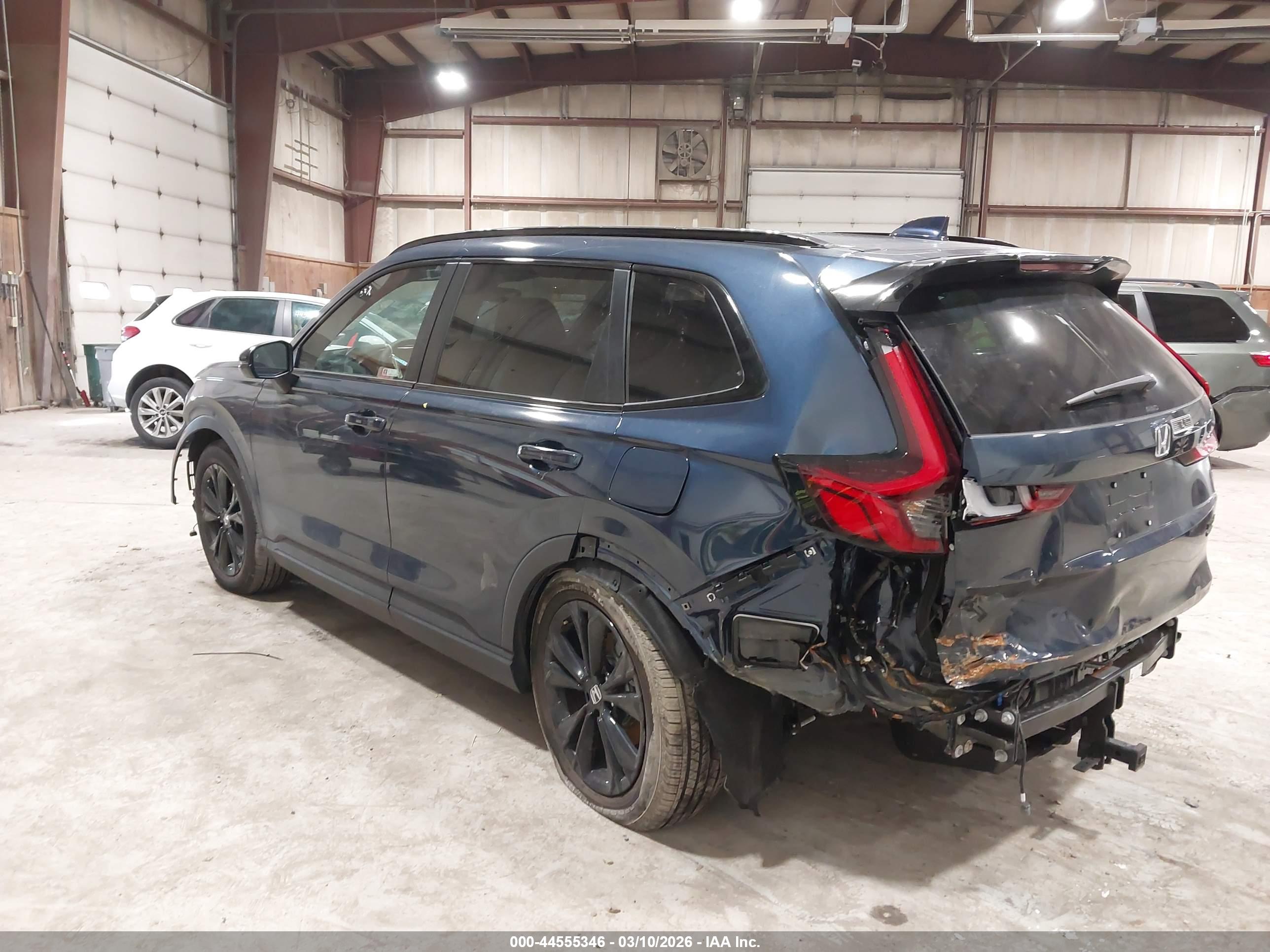 HONDA CR-V image 3