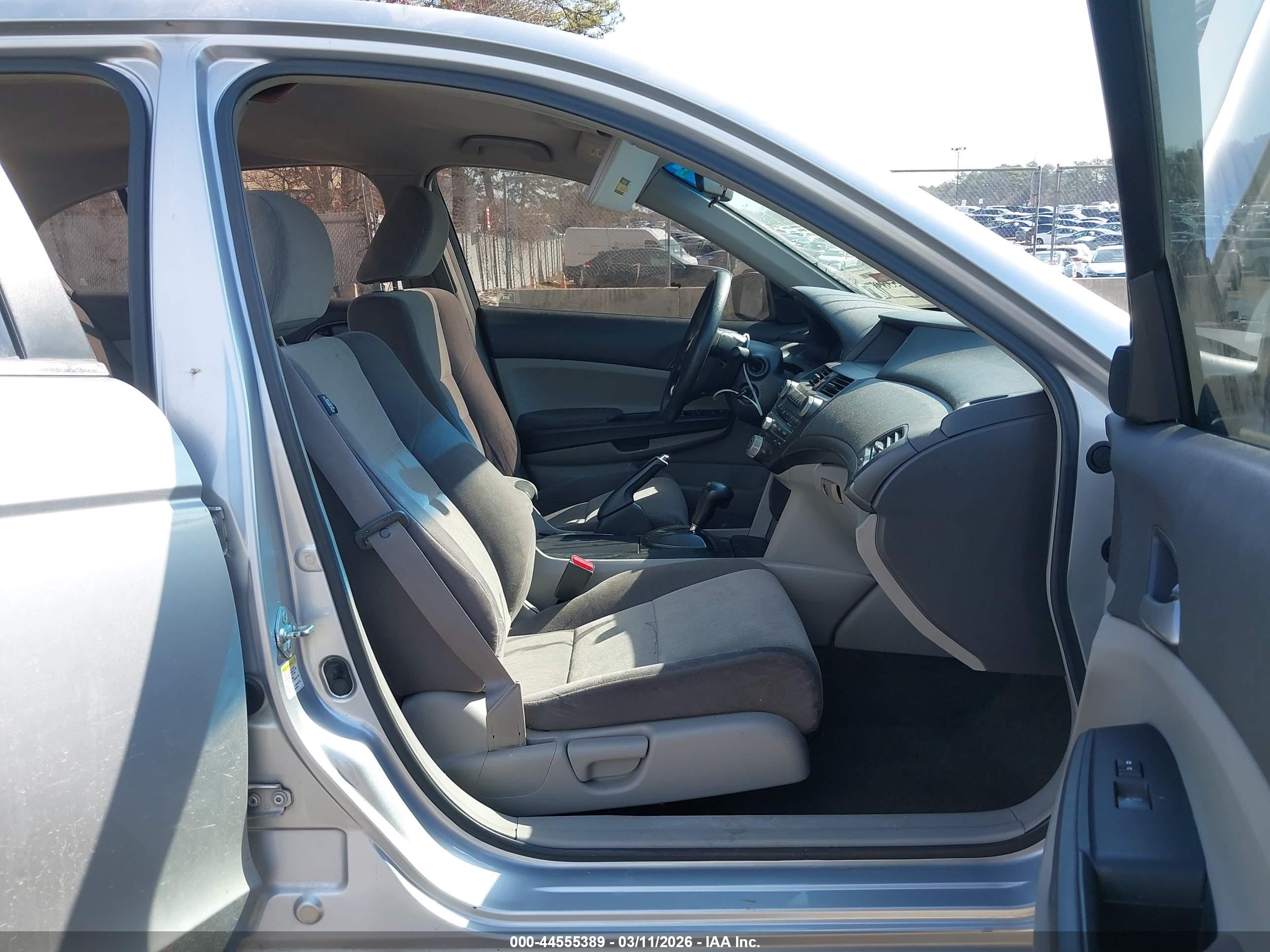 HONDA ACCORD image 5