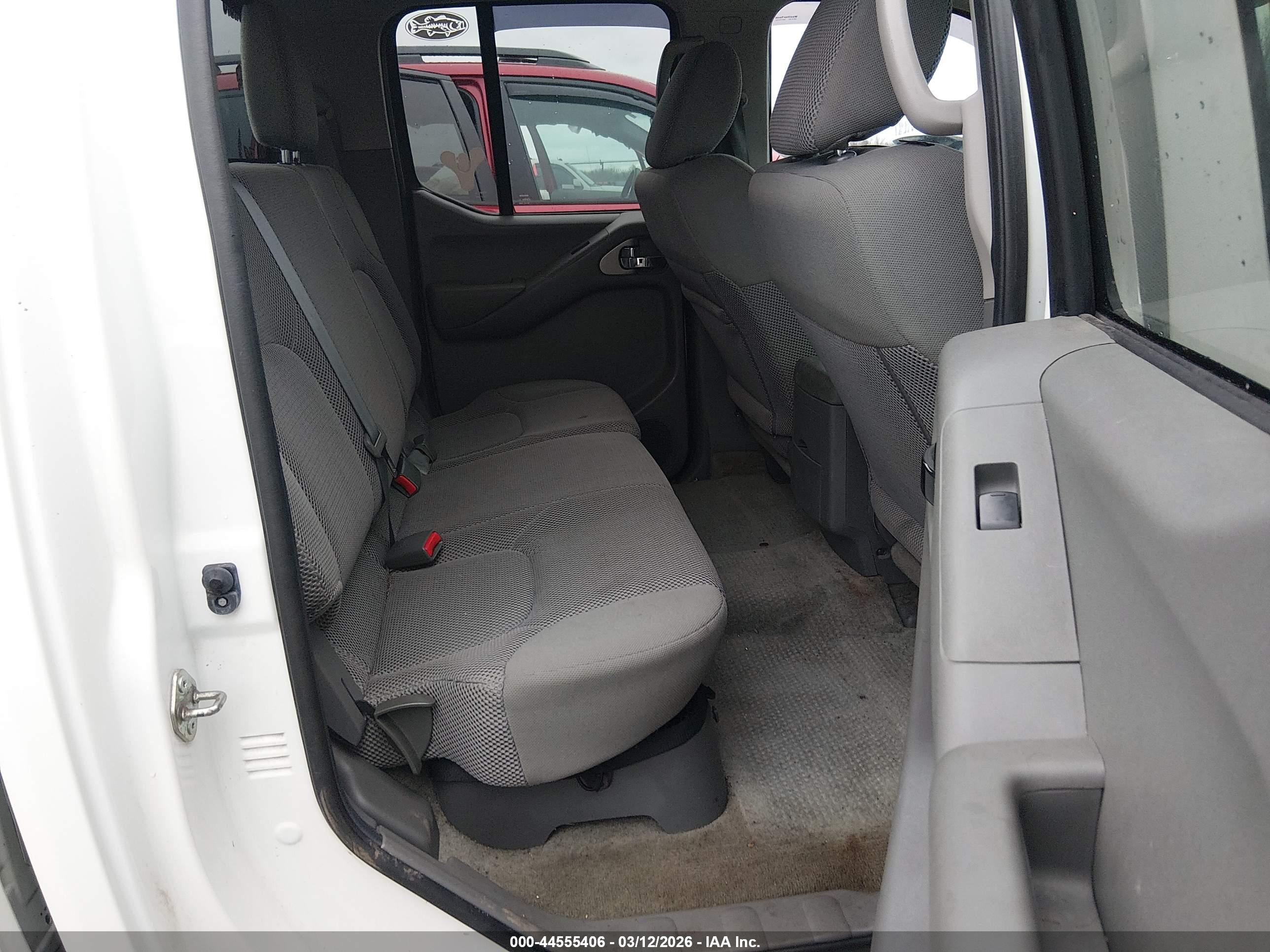 NISSAN FRONTIER image 8