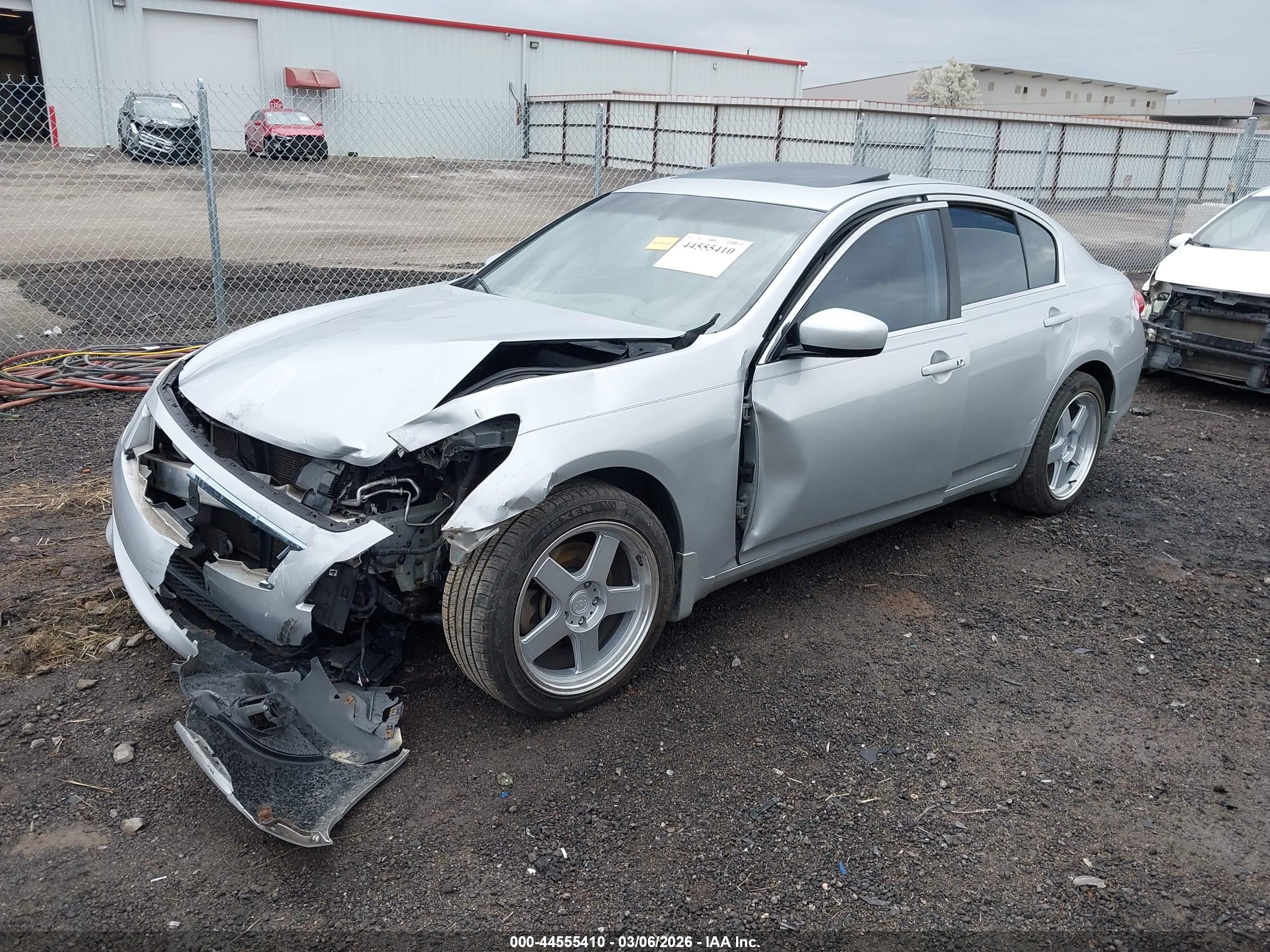 INFINITI G37X image 2
