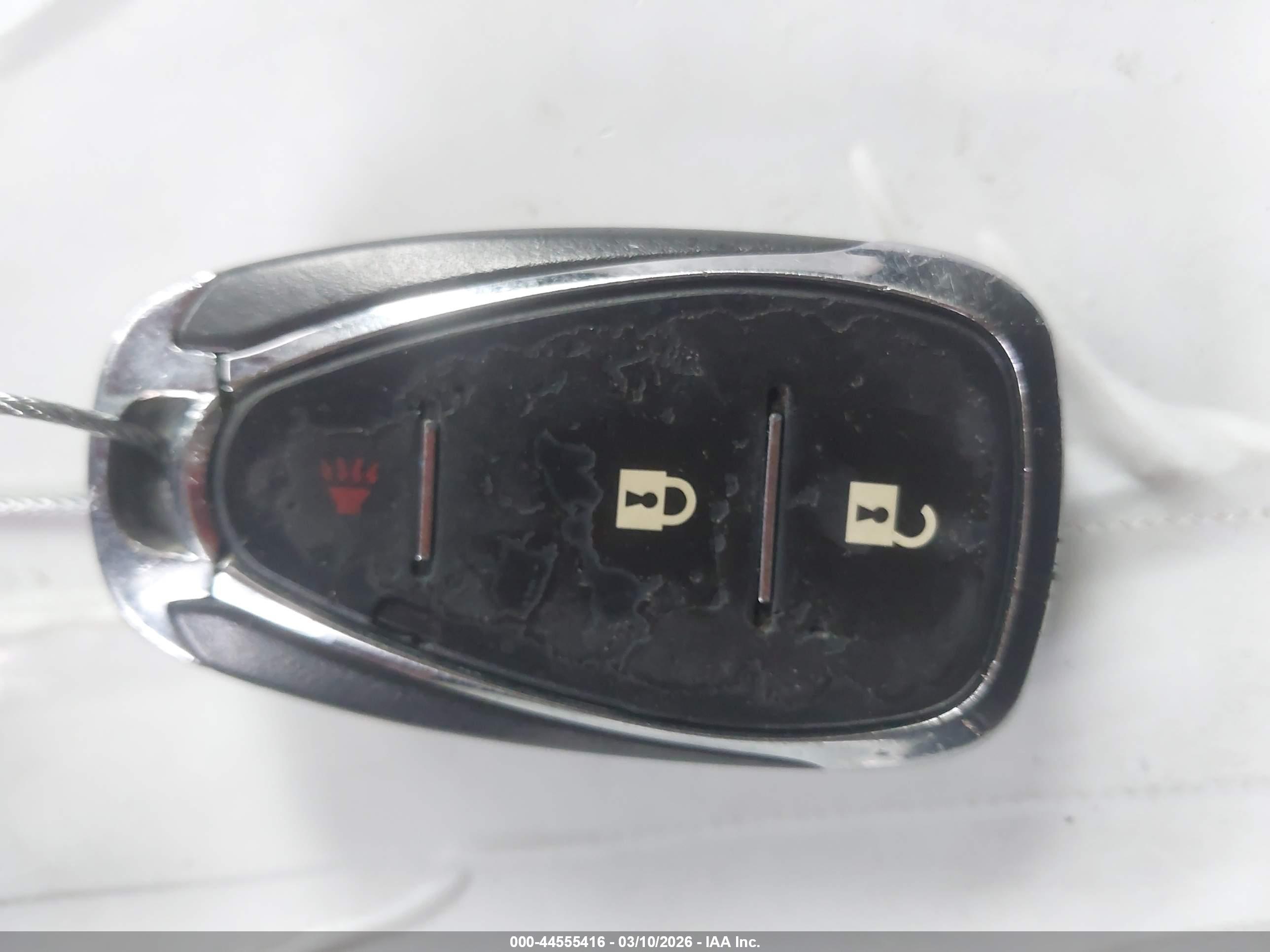 CHEVROLET EQUINOX image 11