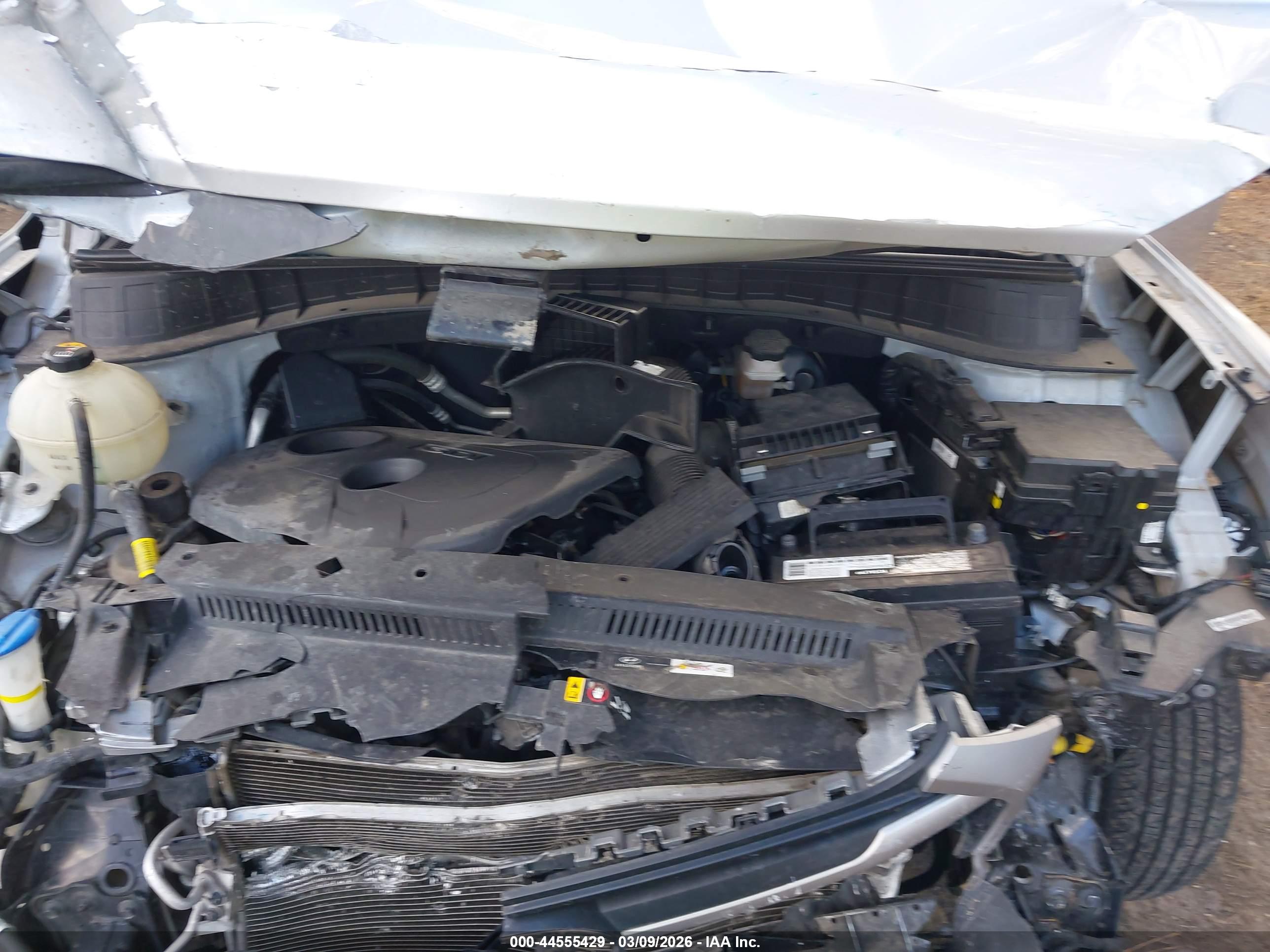 HYUNDAI TUCSON image 10