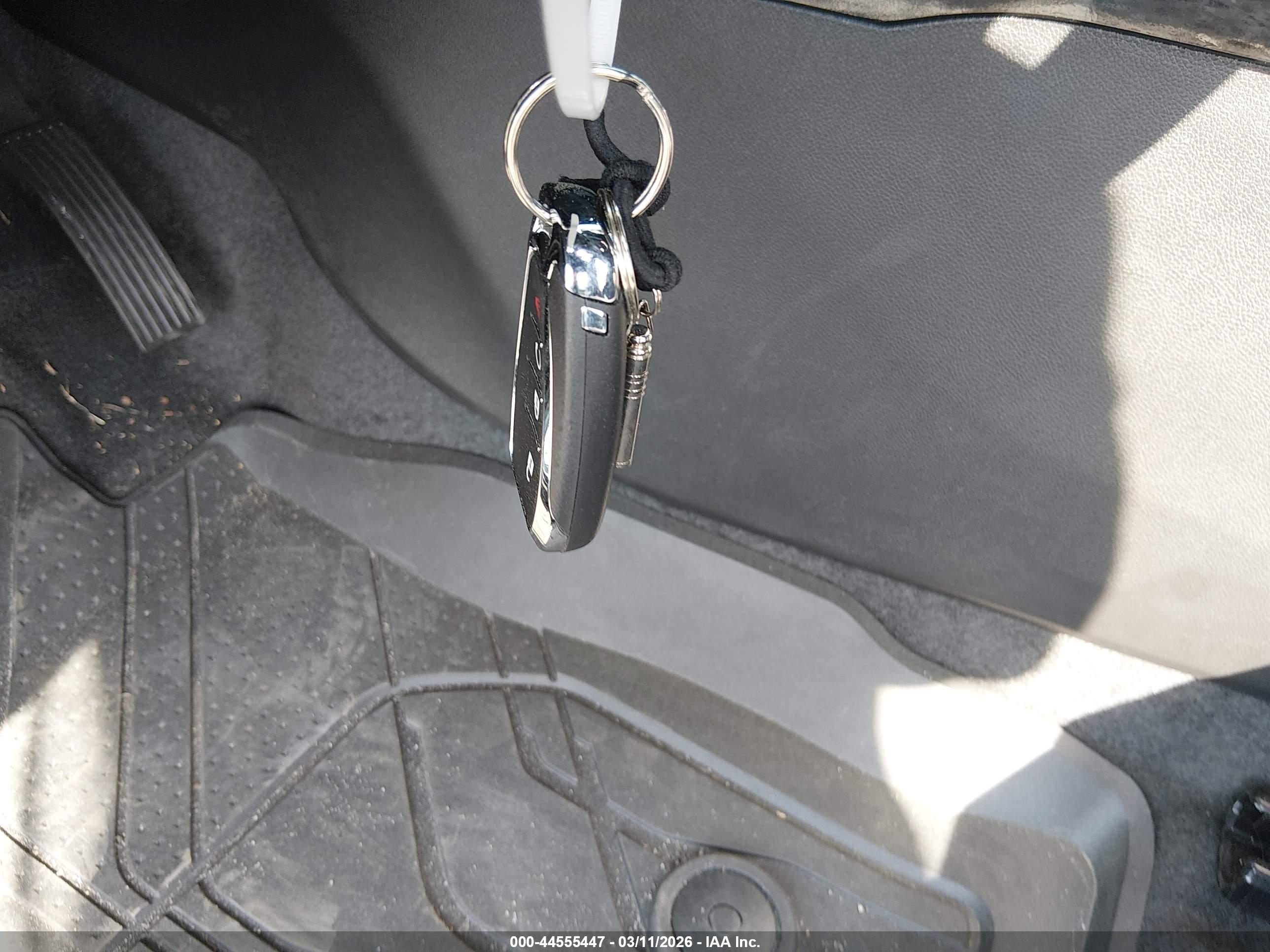 CHEVROLET TRAX image 11