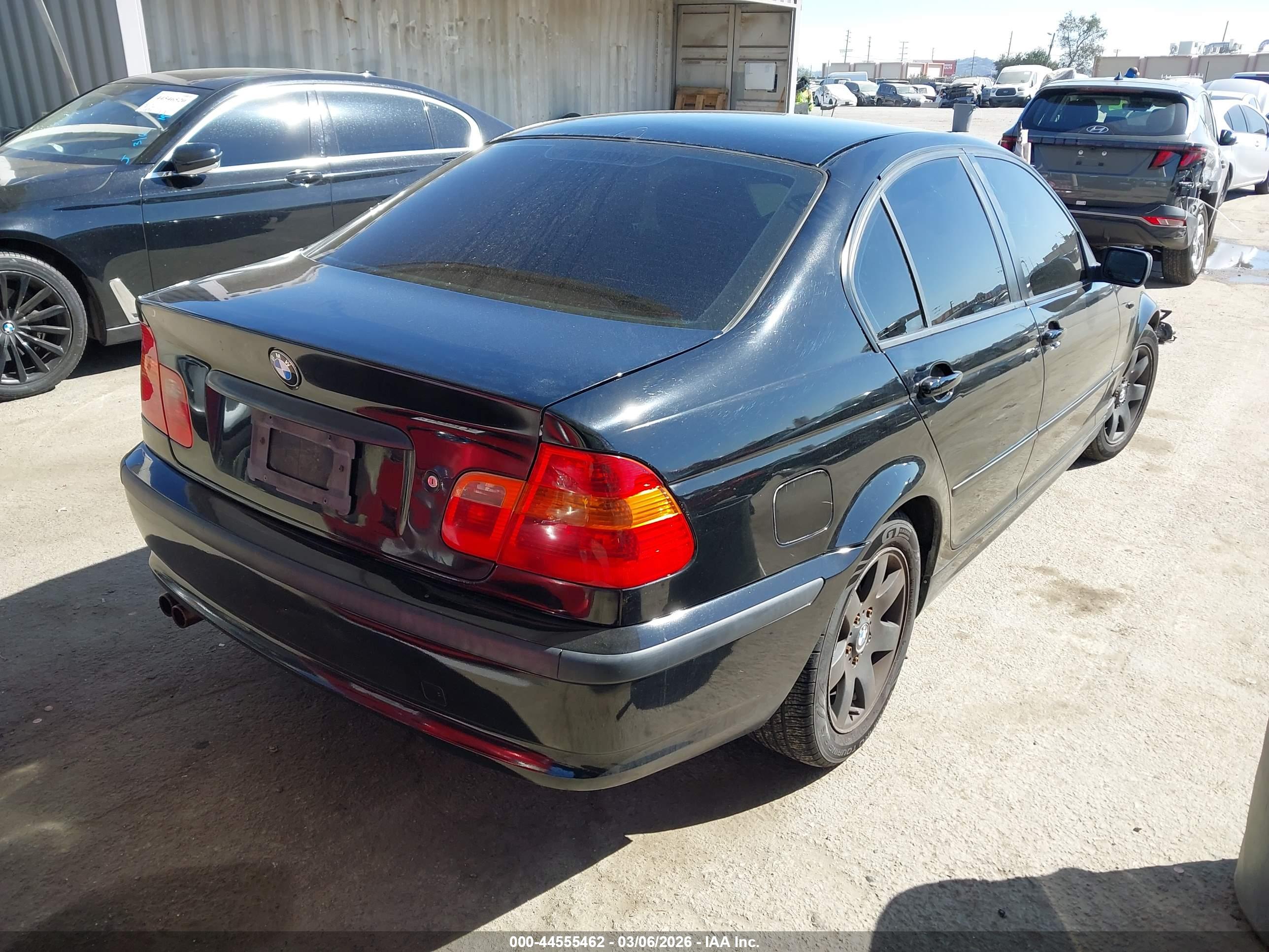 BMW 325I image 4