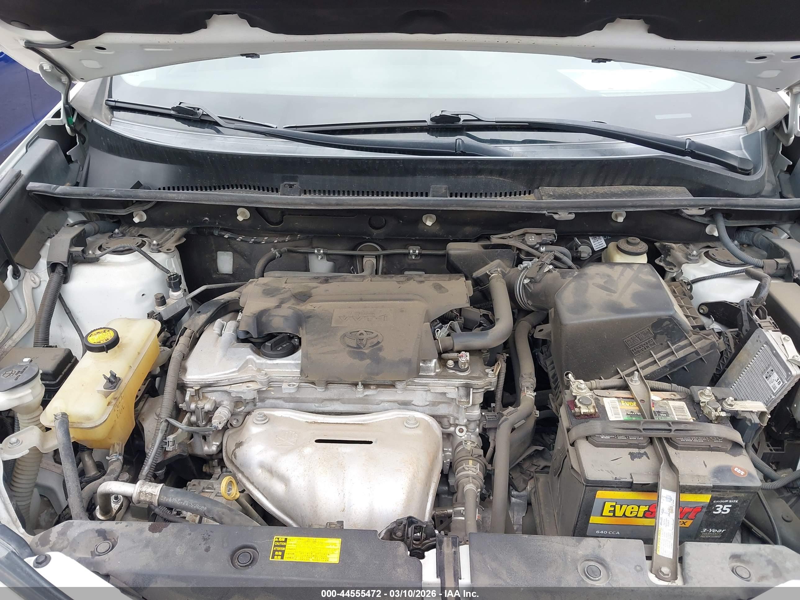 TOYOTA RAV4 image 10