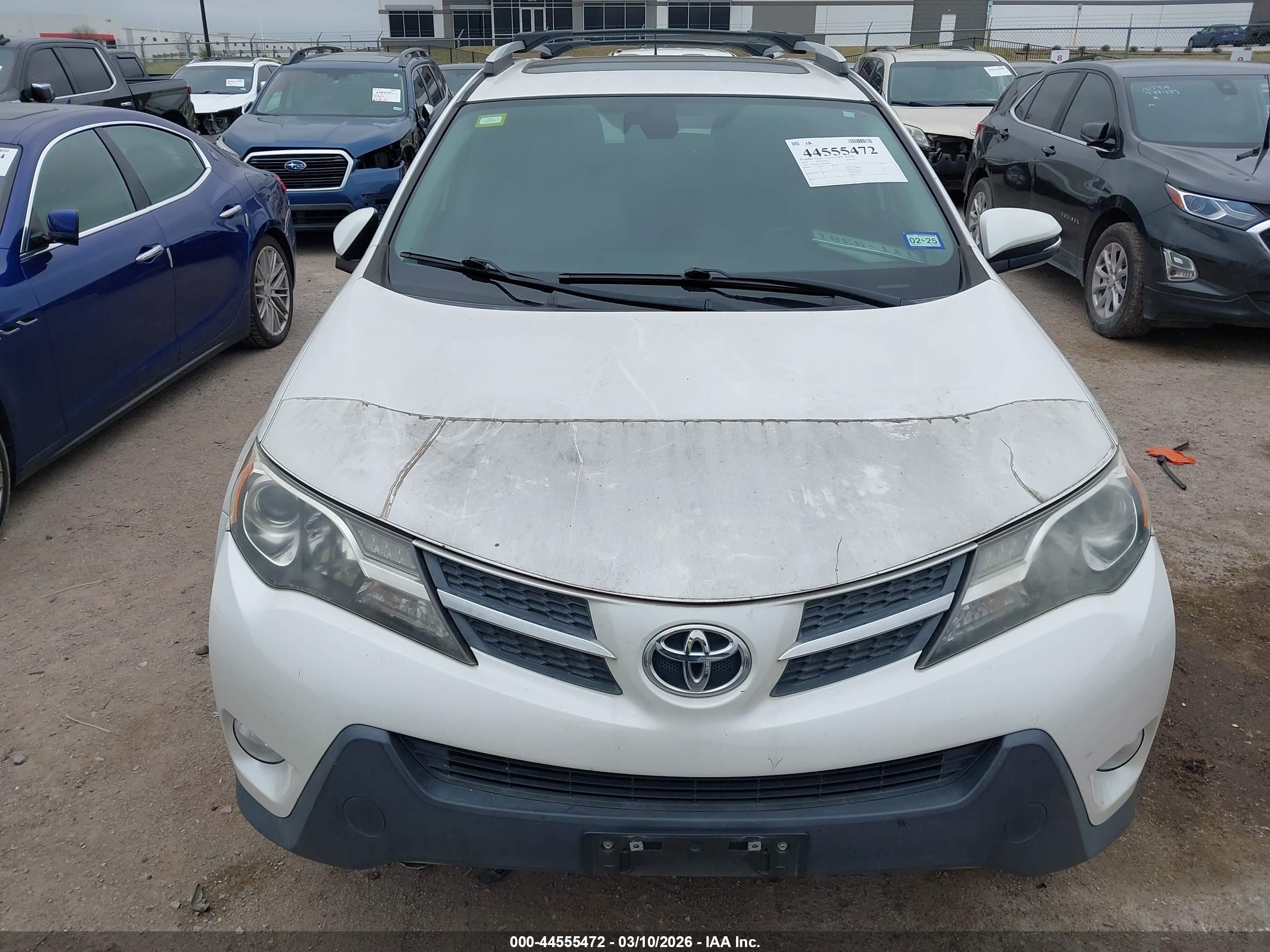 TOYOTA RAV4 image 6