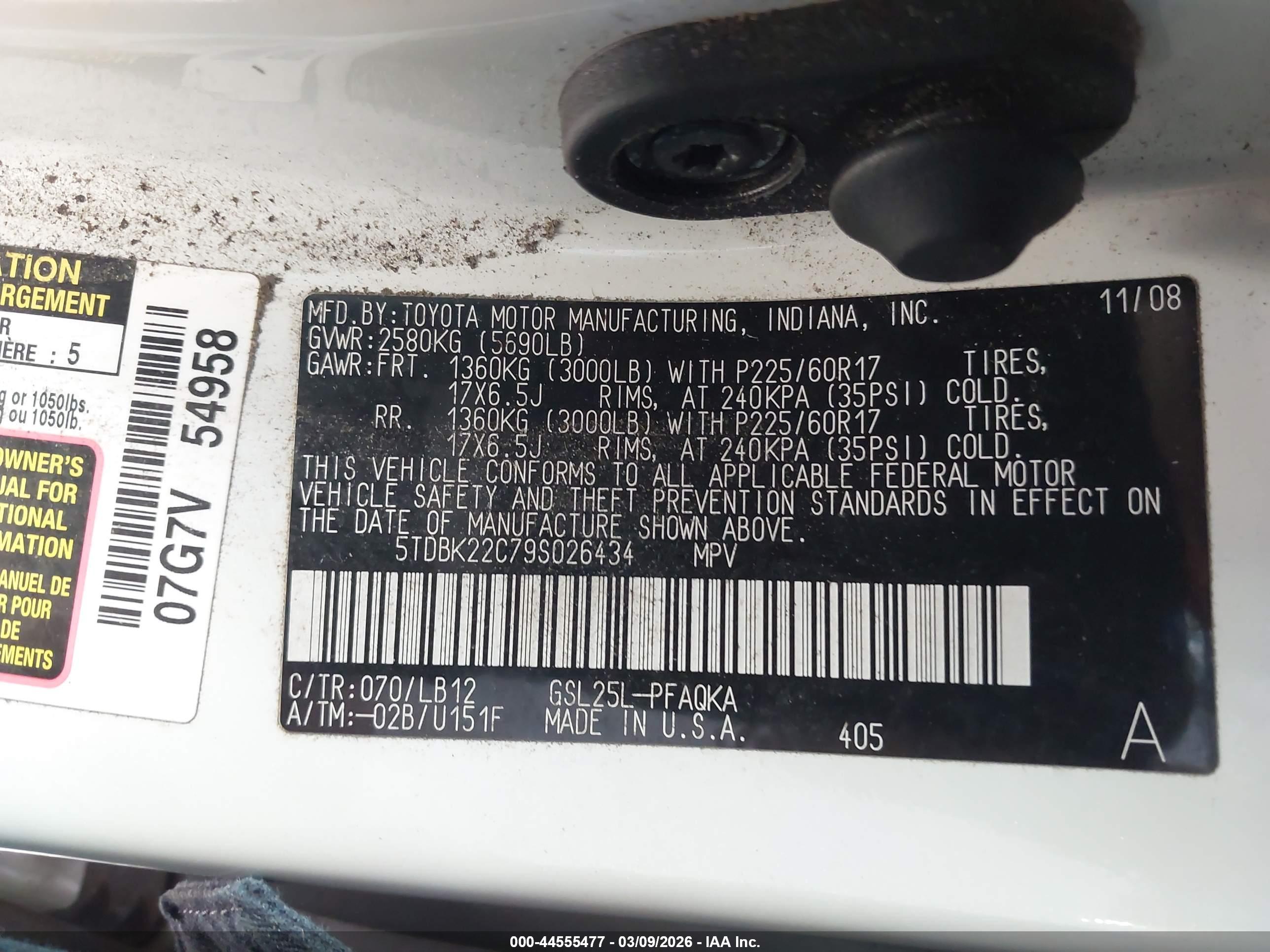 TOYOTA SIENNA image 9