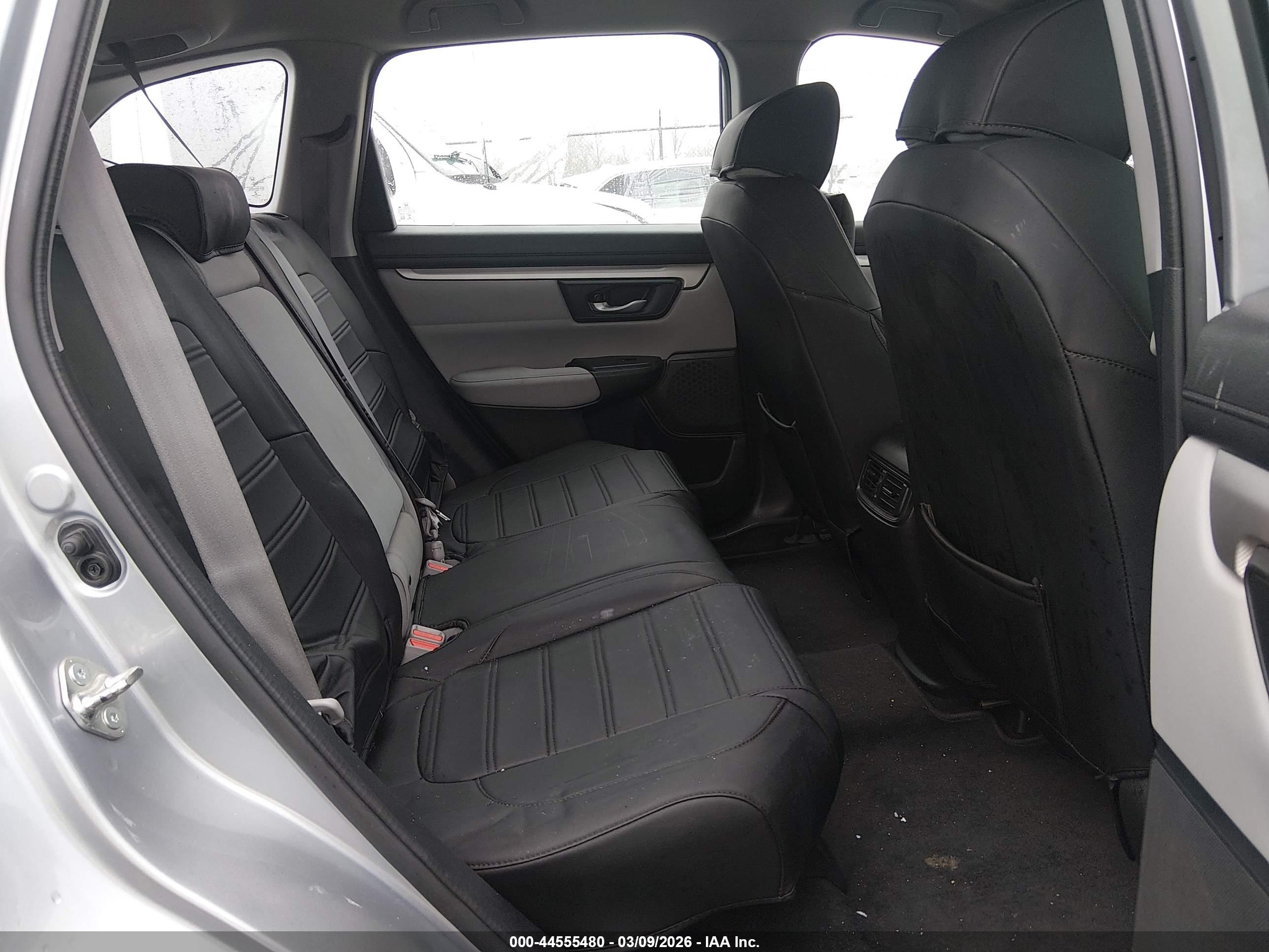 HONDA CR-V image 8