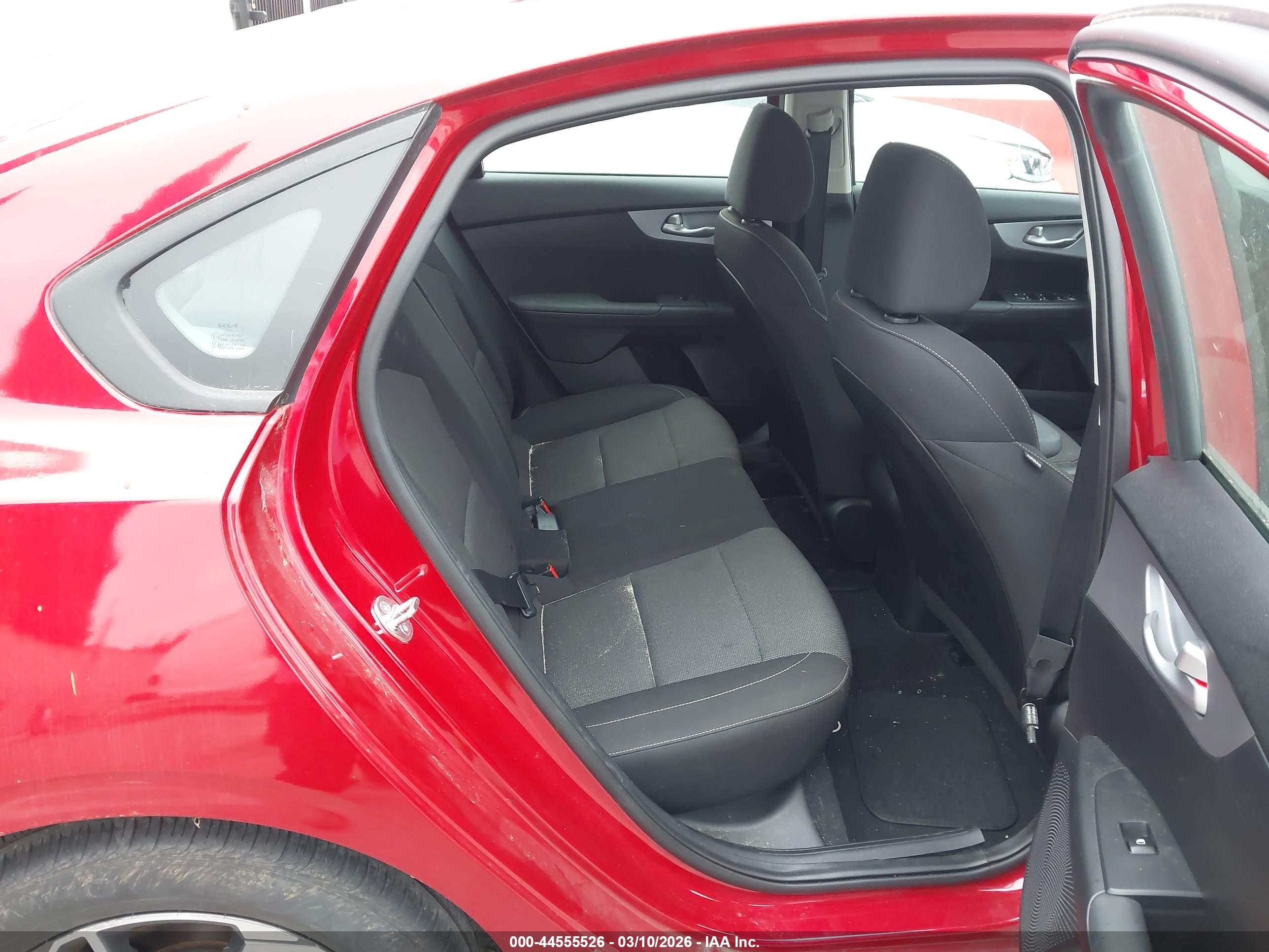 KIA FORTE image 8