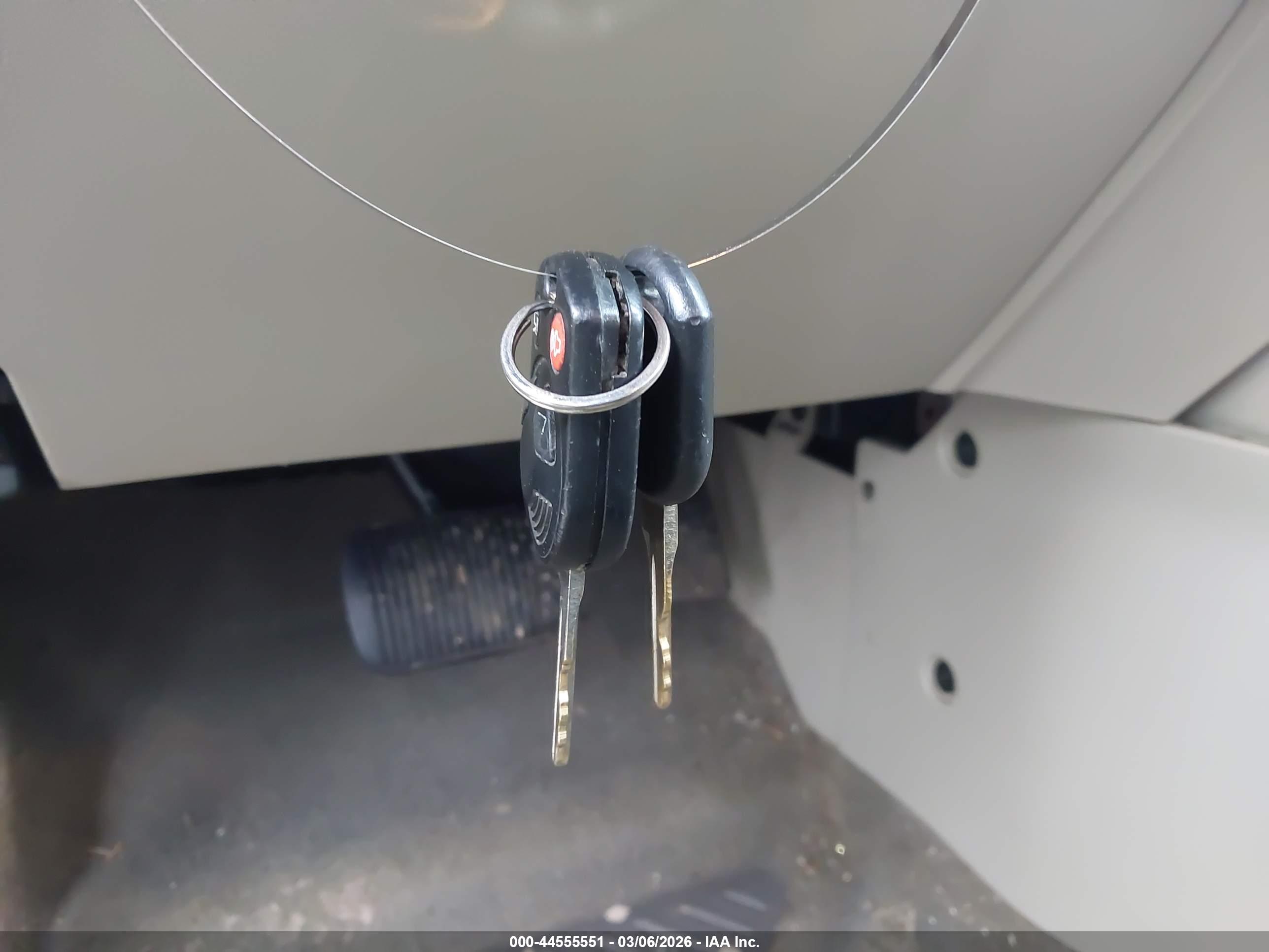 FORD ESCAPE image 11