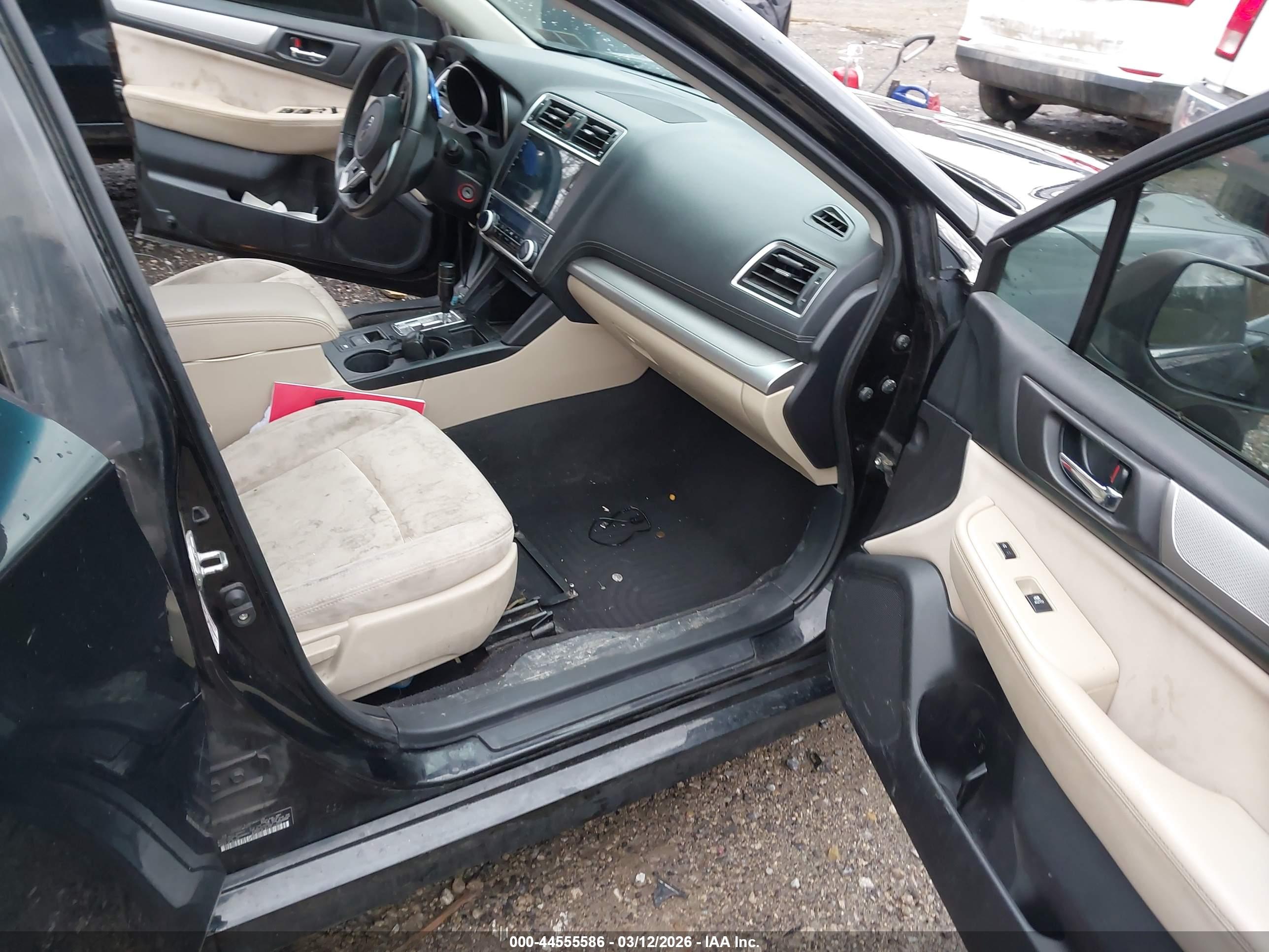 SUBARU LEGACY image 5
