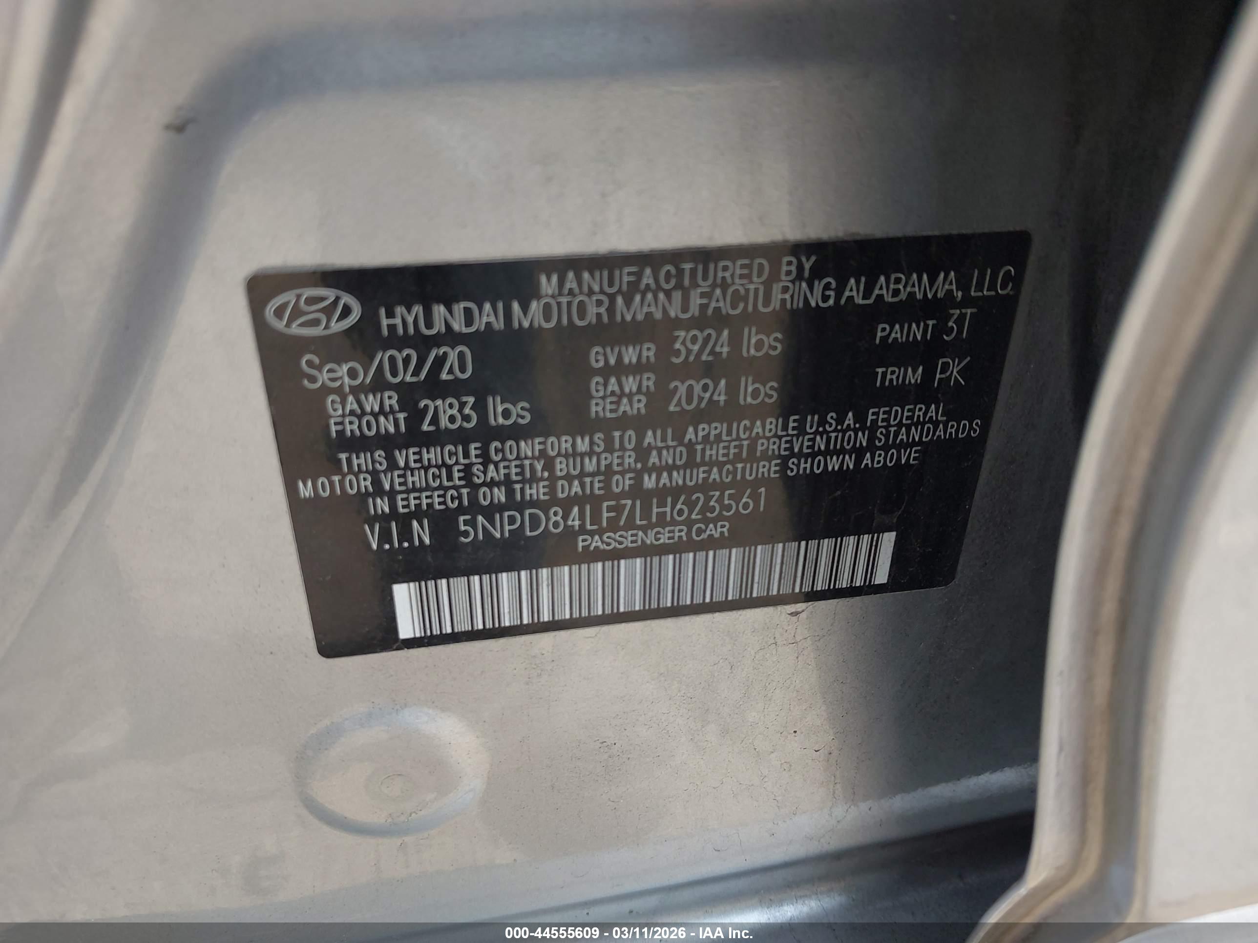 HYUNDAI ELANTRA image 9