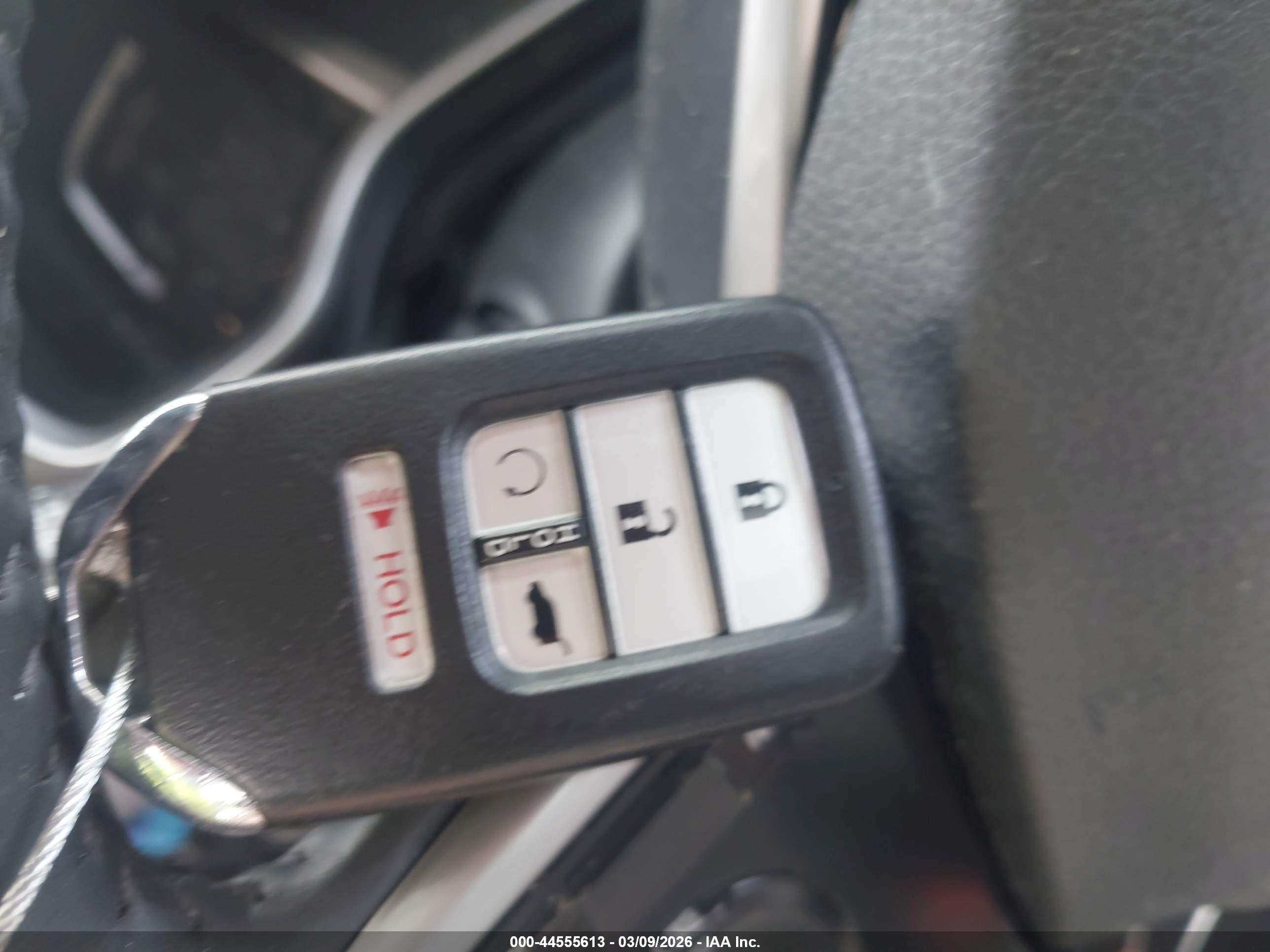 HONDA CR-V image 11