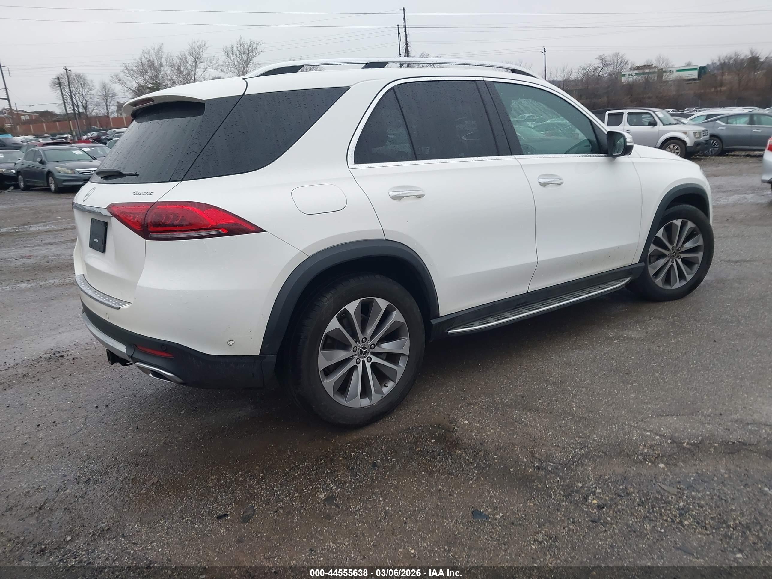 MERCEDES-BENZ GLE image 4