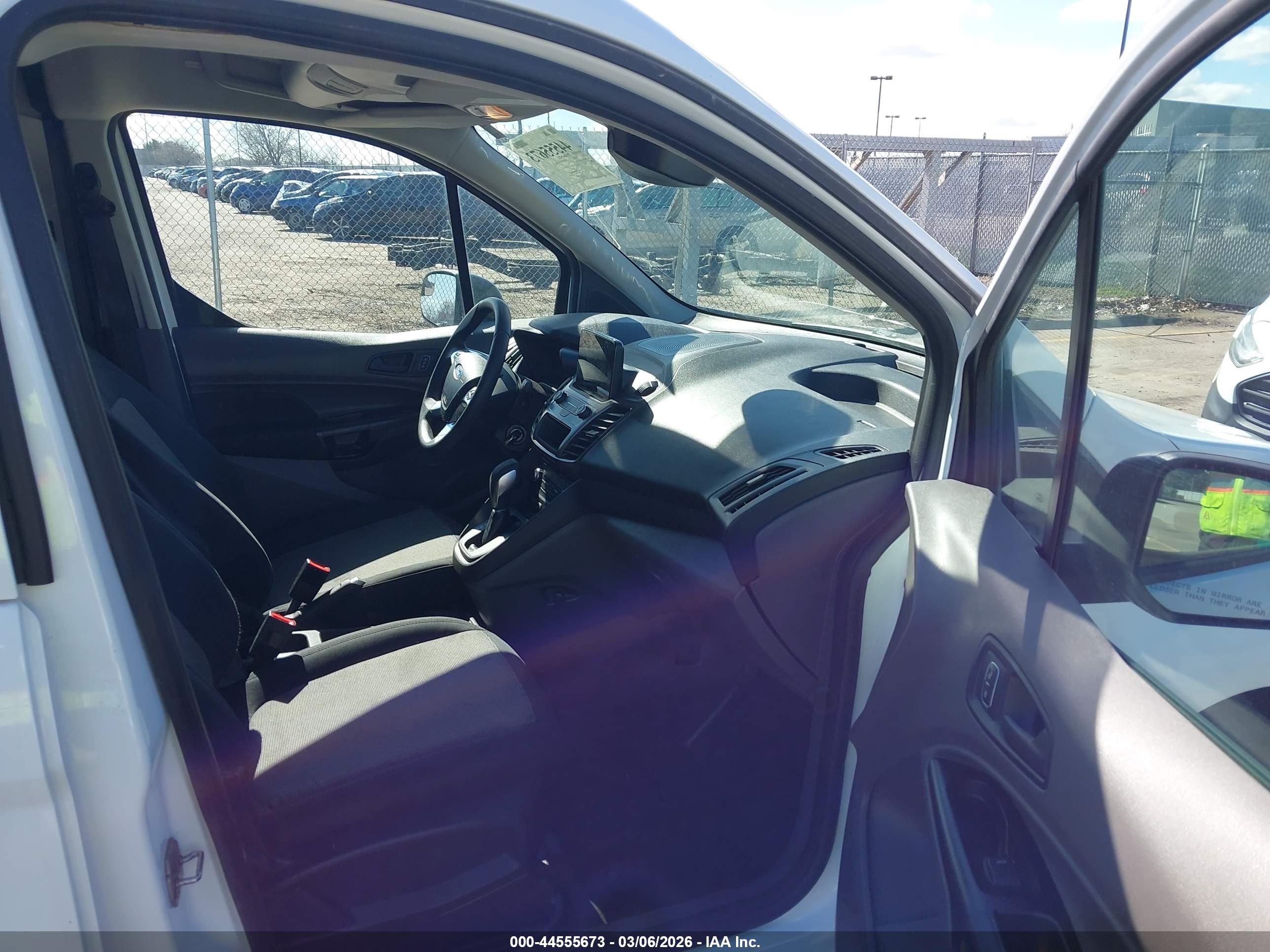 FORD TRANSIT image 5
