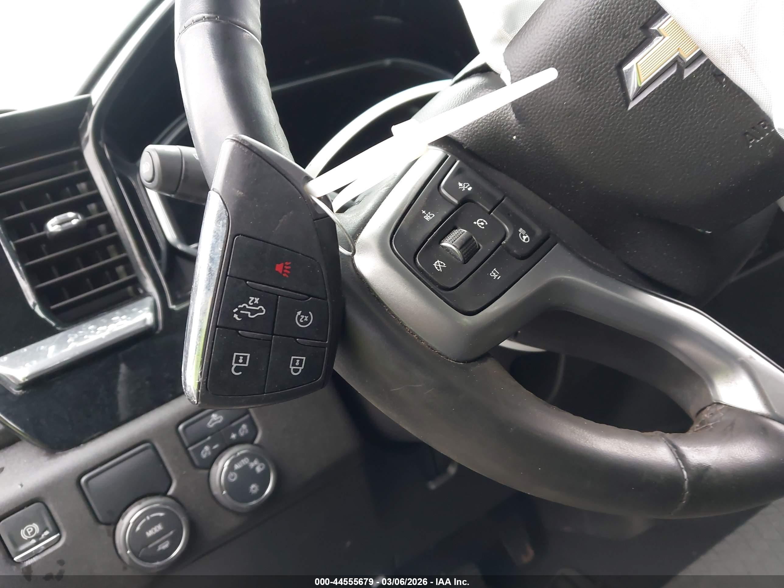 CHEVROLET SILVERADO image 11