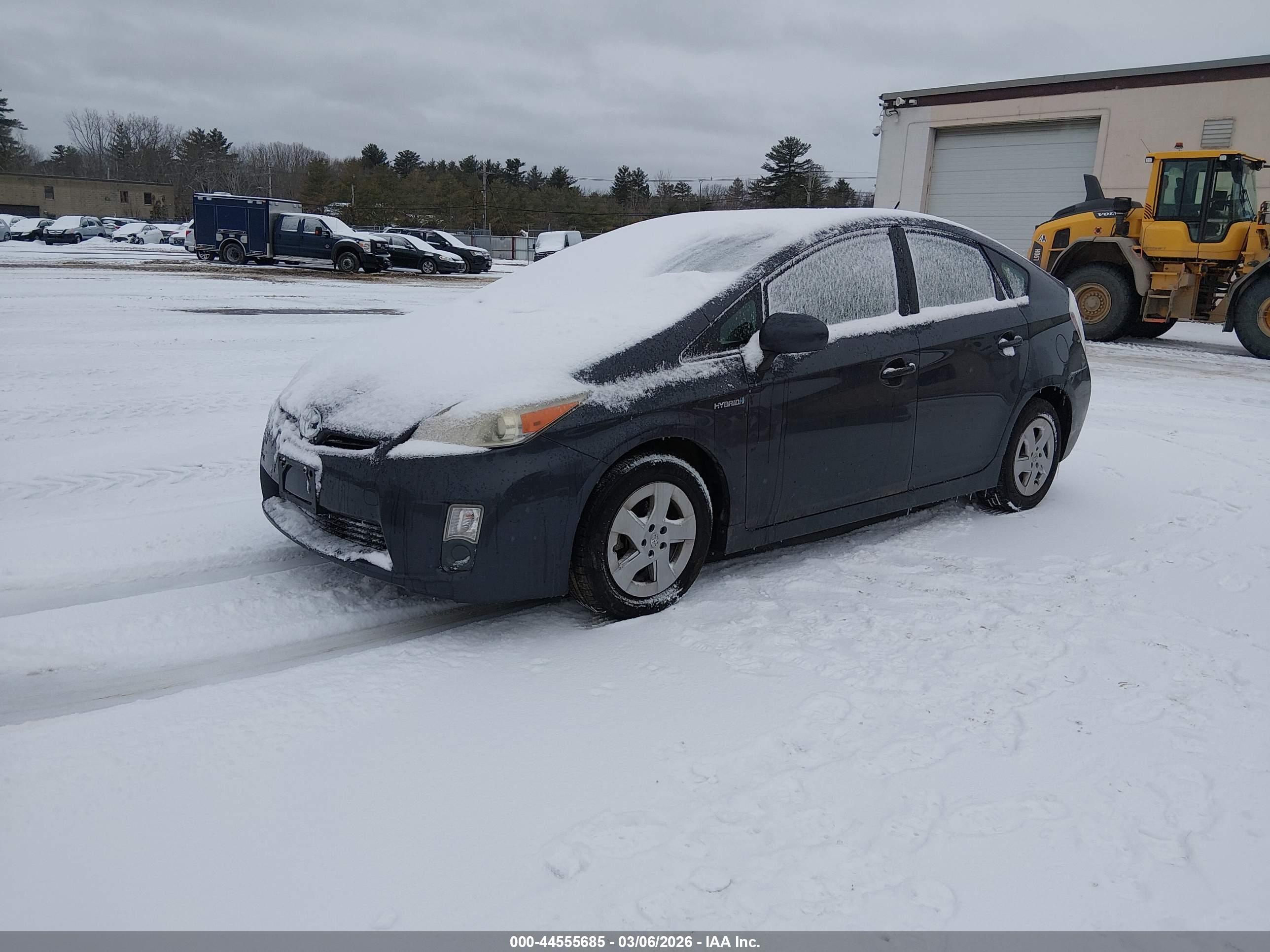 TOYOTA PRIUS image 2