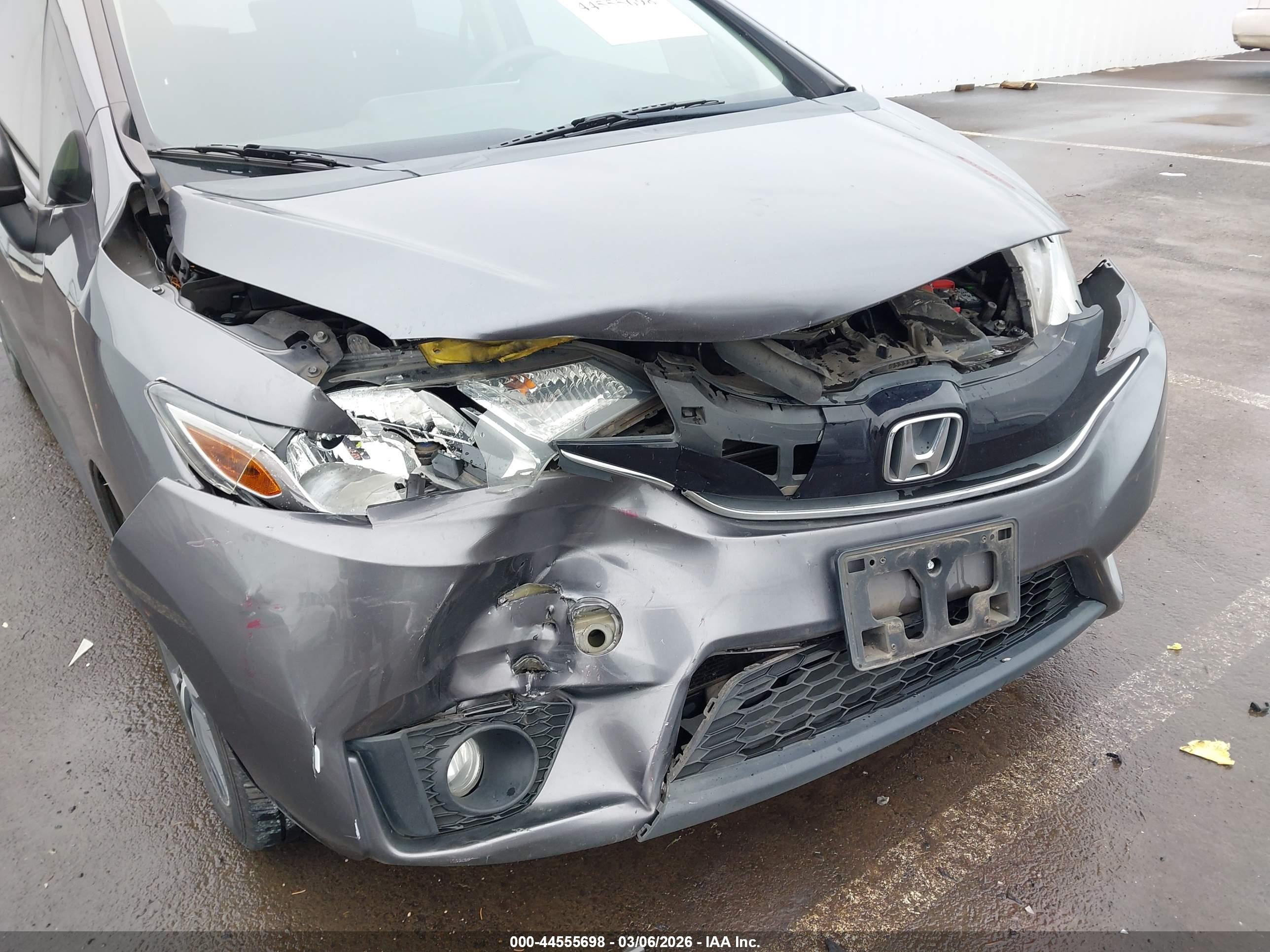 HONDA FIT image 6