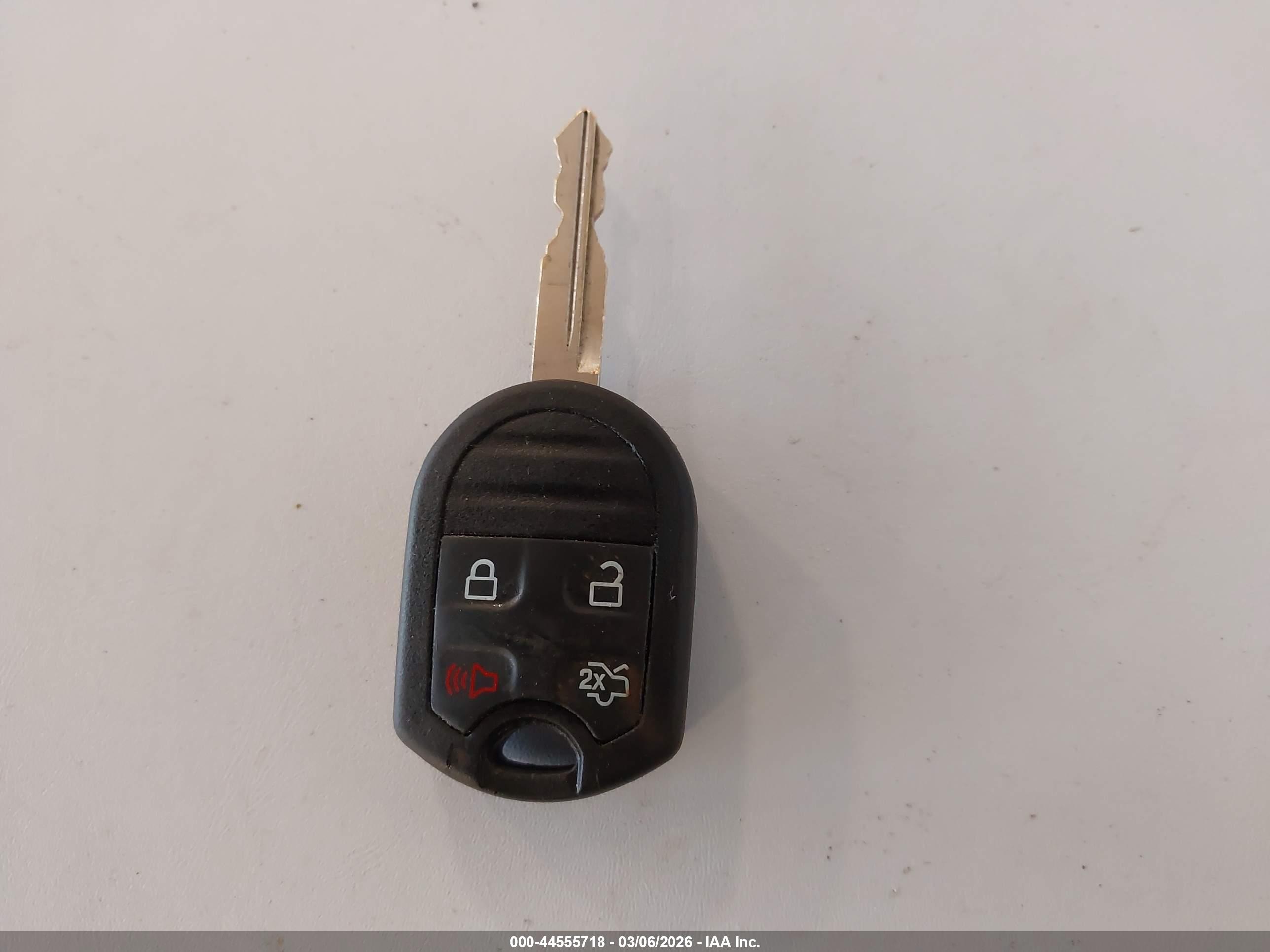 FORD EXPLORER image 11