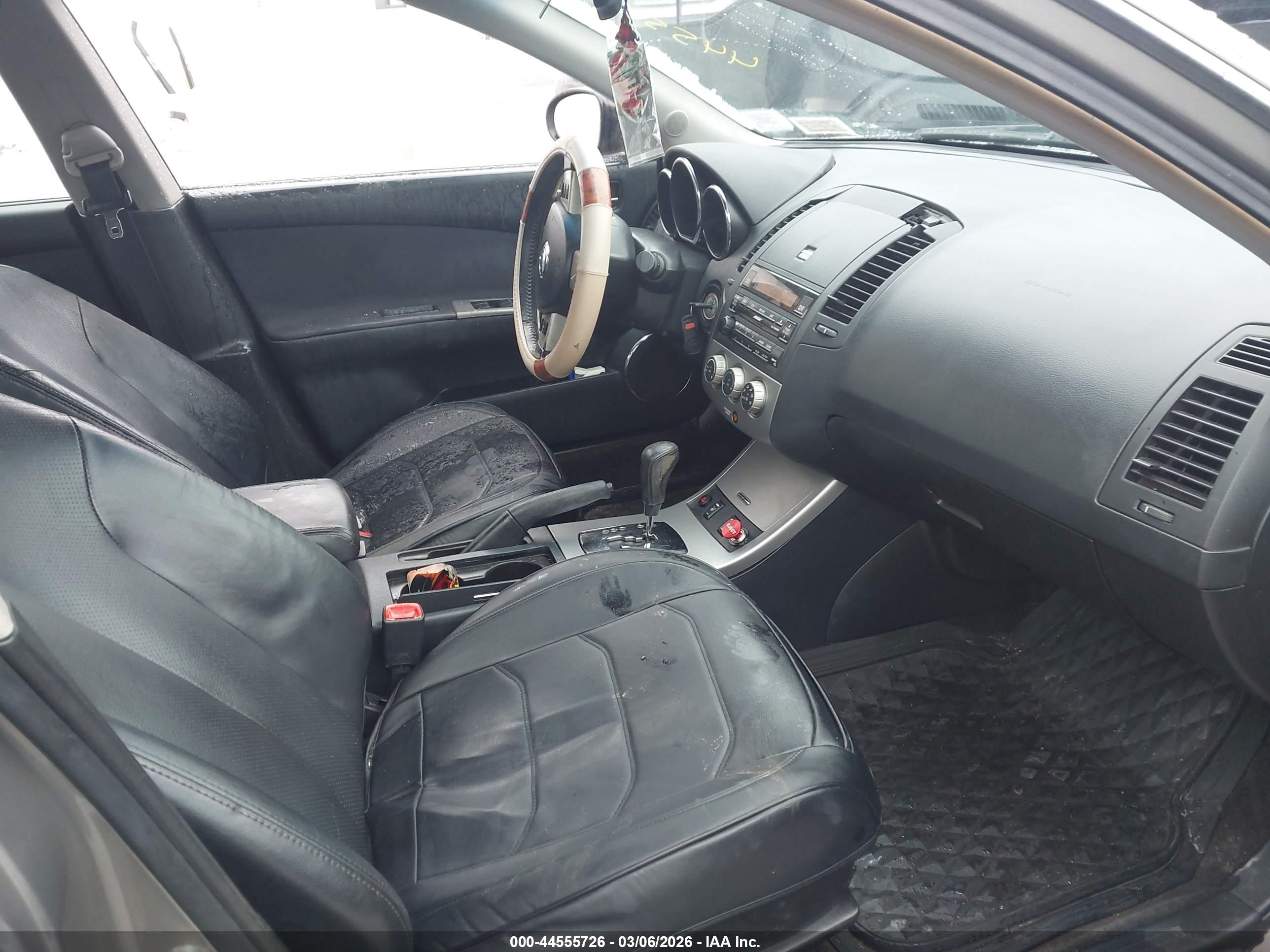 NISSAN ALTIMA image 5