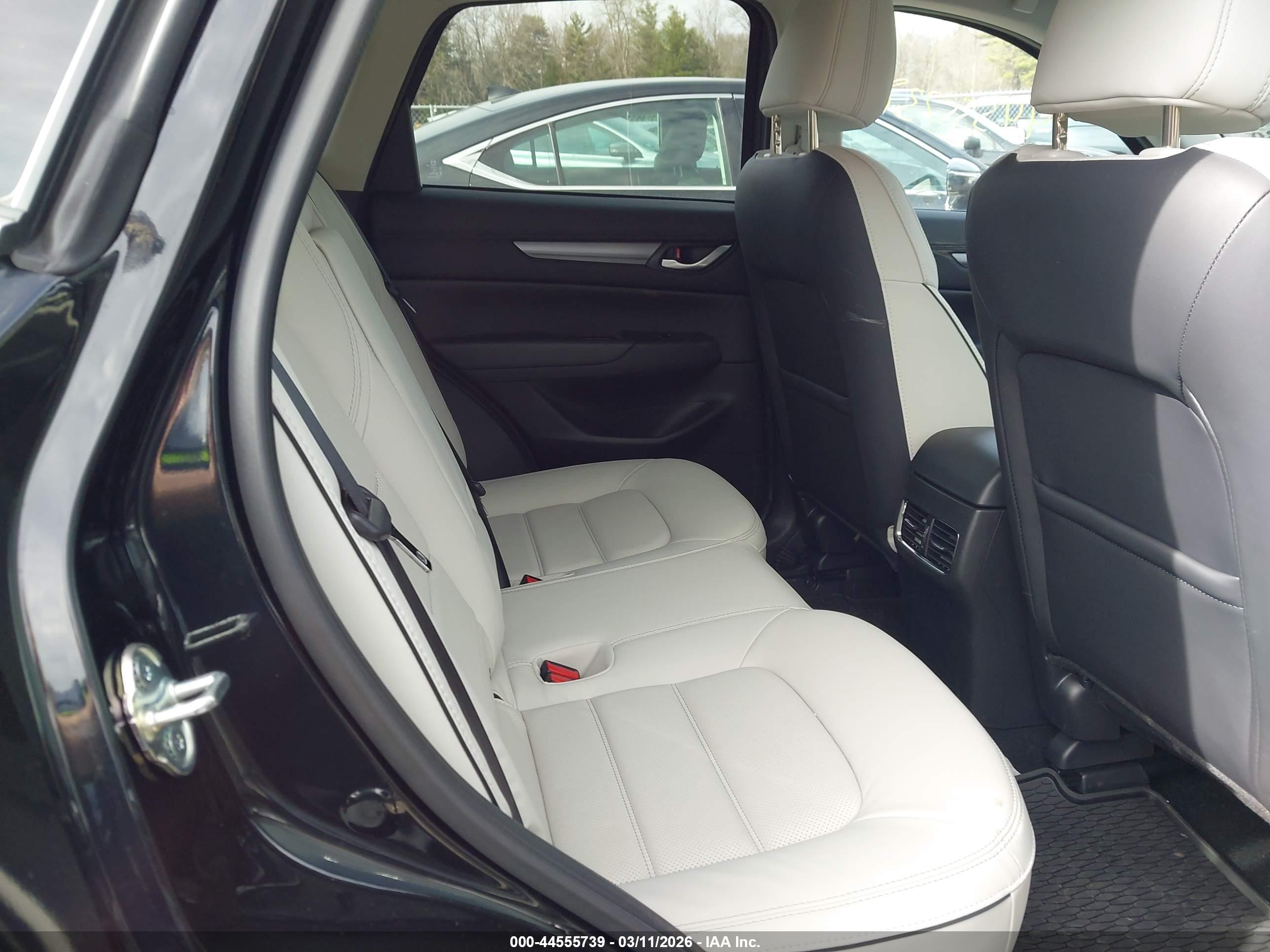 MAZDA CX-5 image 8