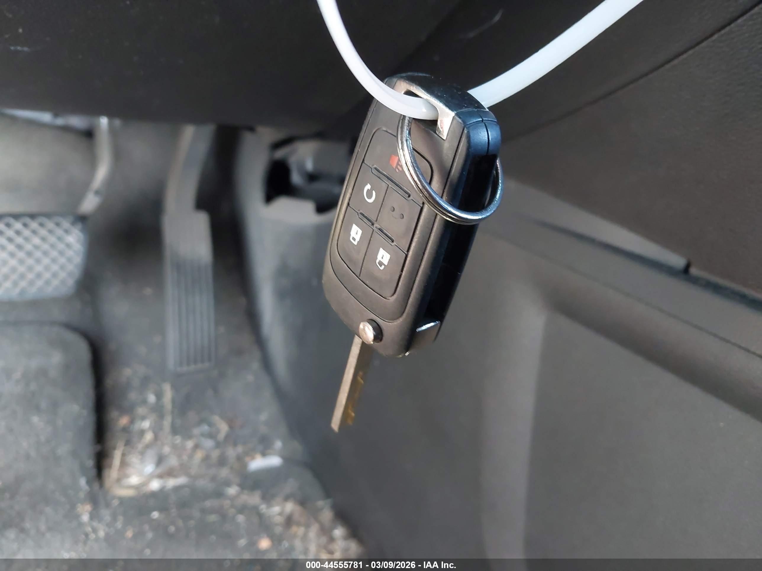 CHEVROLET EQUINOX image 11