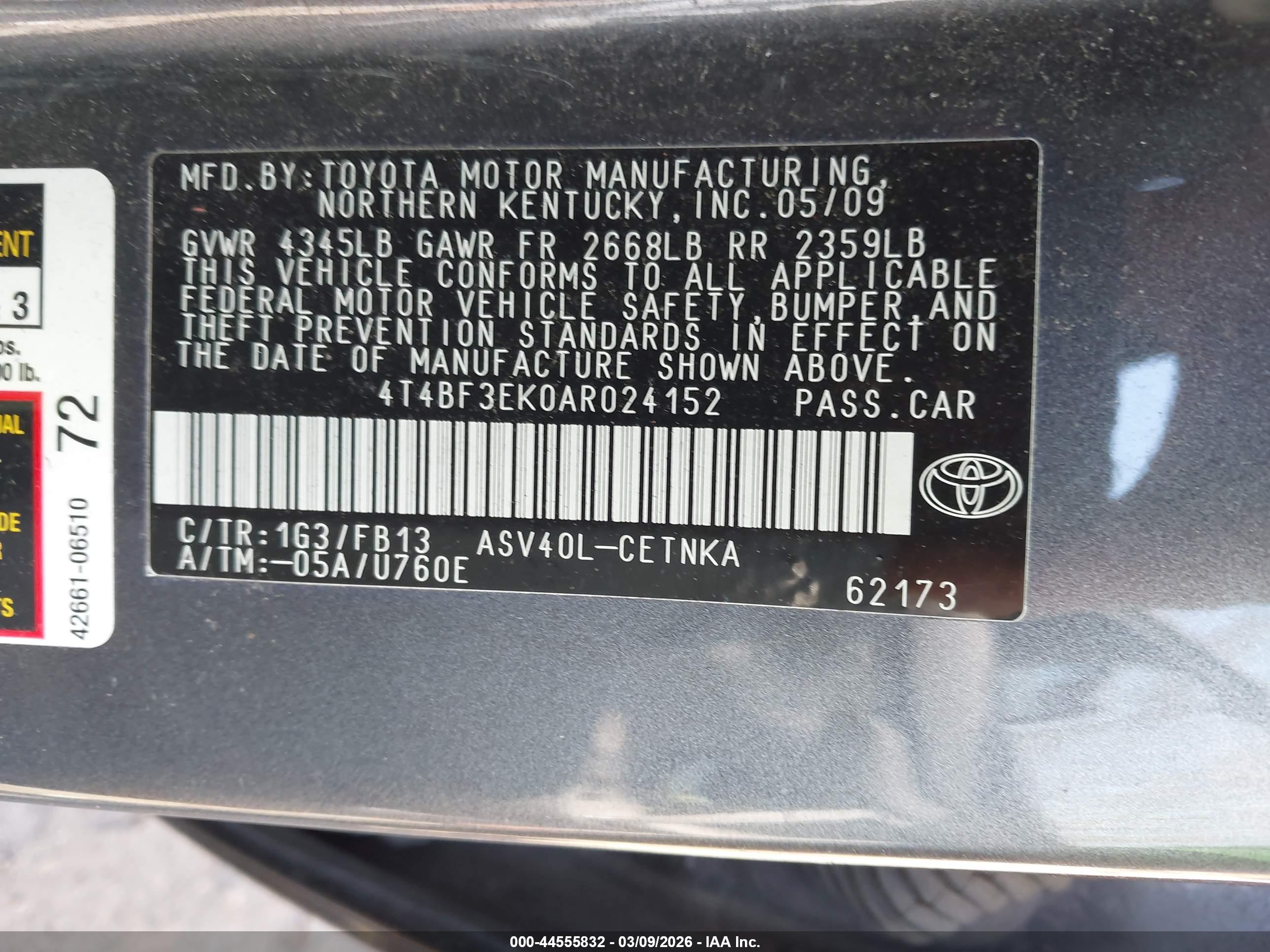 TOYOTA CAMRY image 9