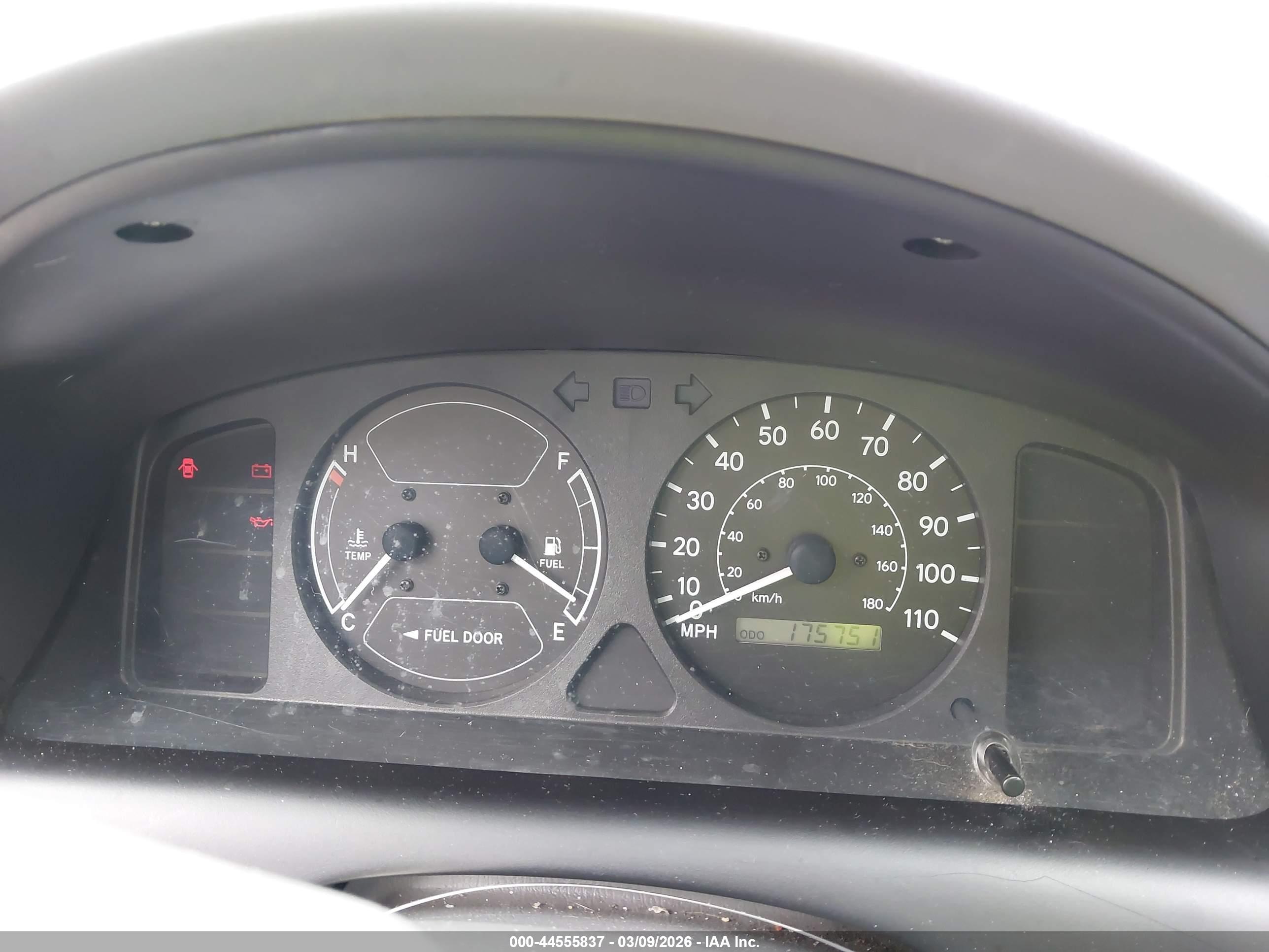 TOYOTA COROLLA image 7