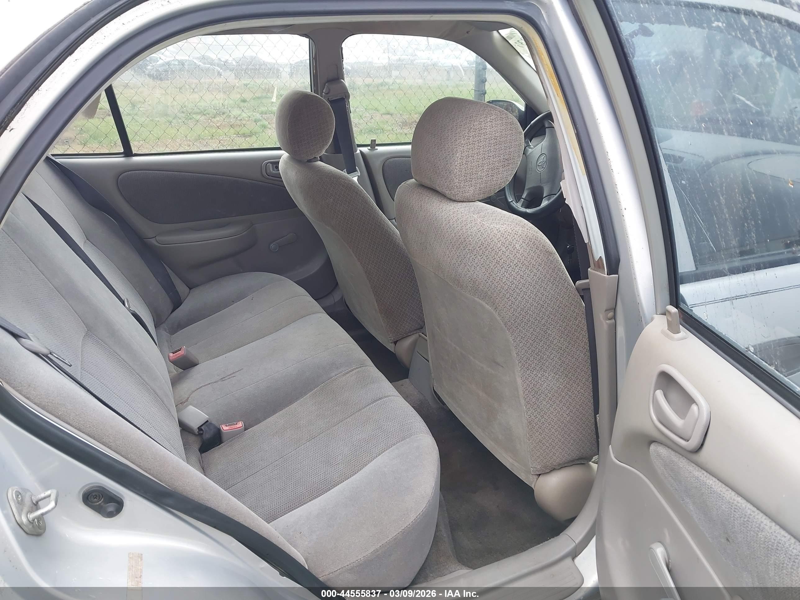 TOYOTA COROLLA image 8