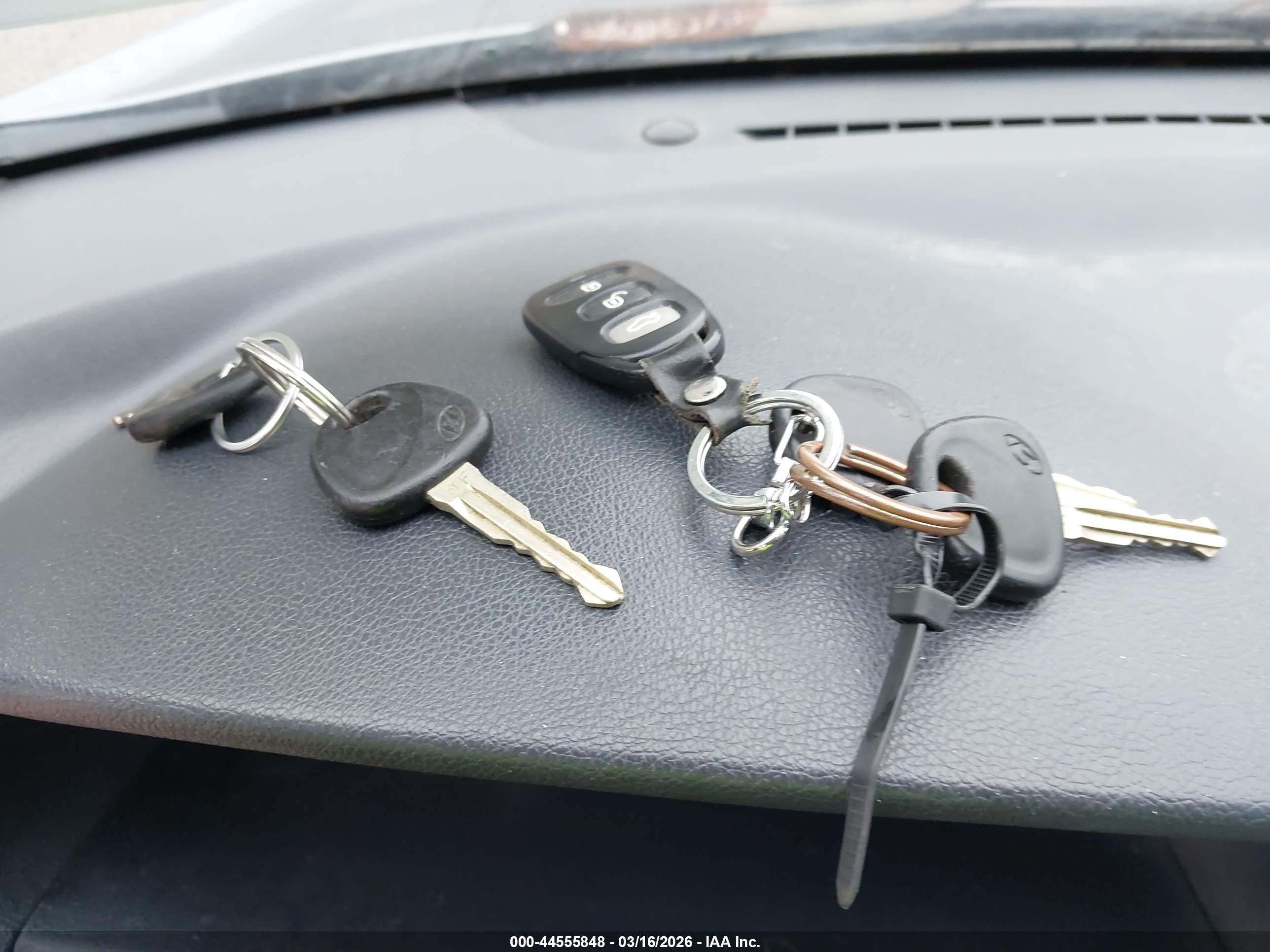 HYUNDAI SONATA image 11