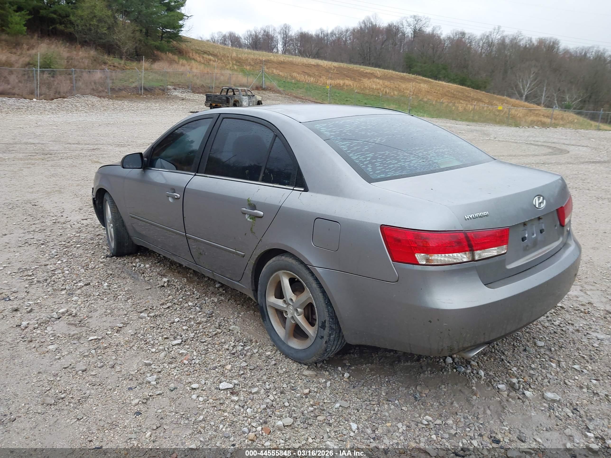 HYUNDAI SONATA image 3