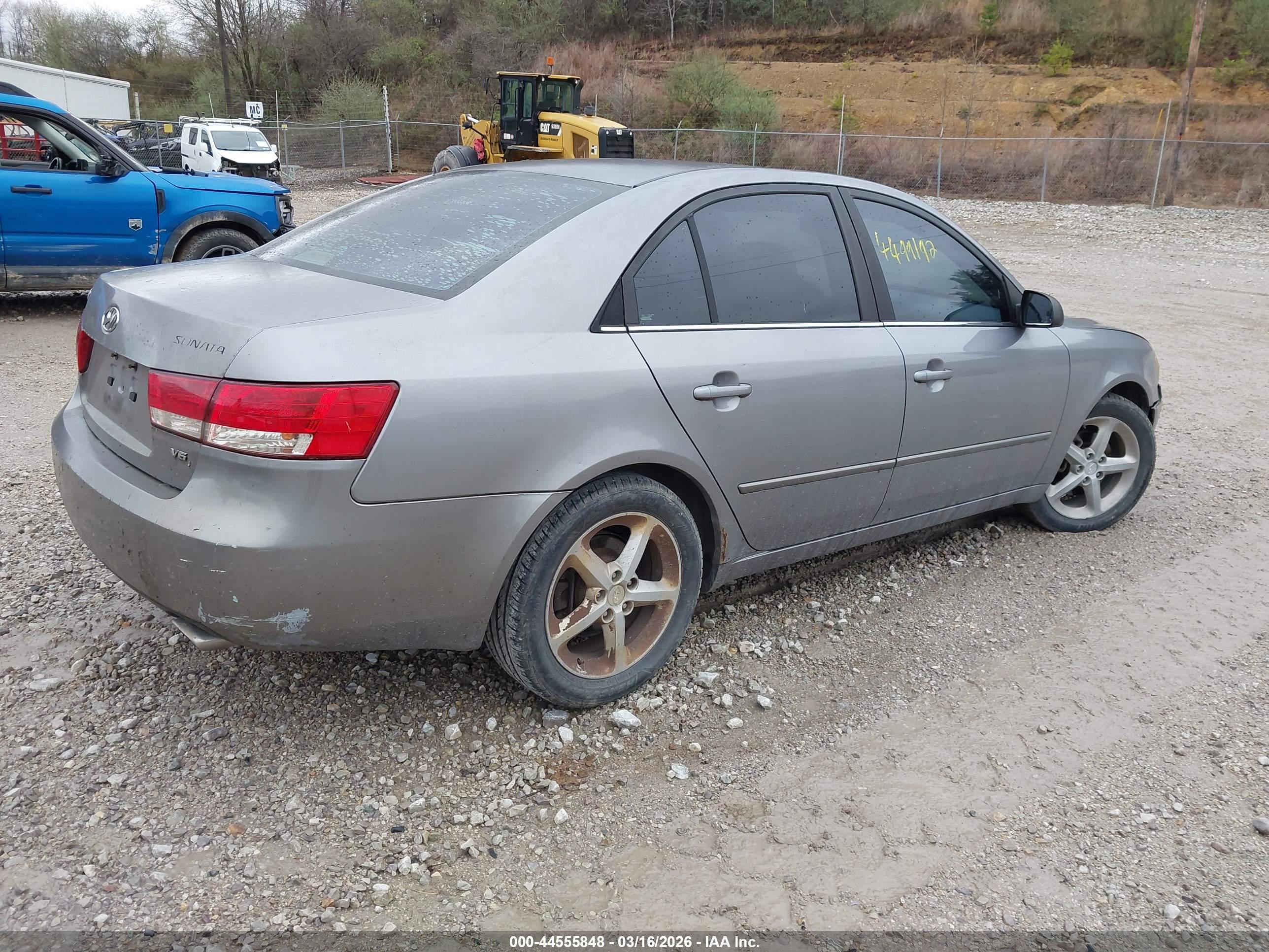 HYUNDAI SONATA image 4